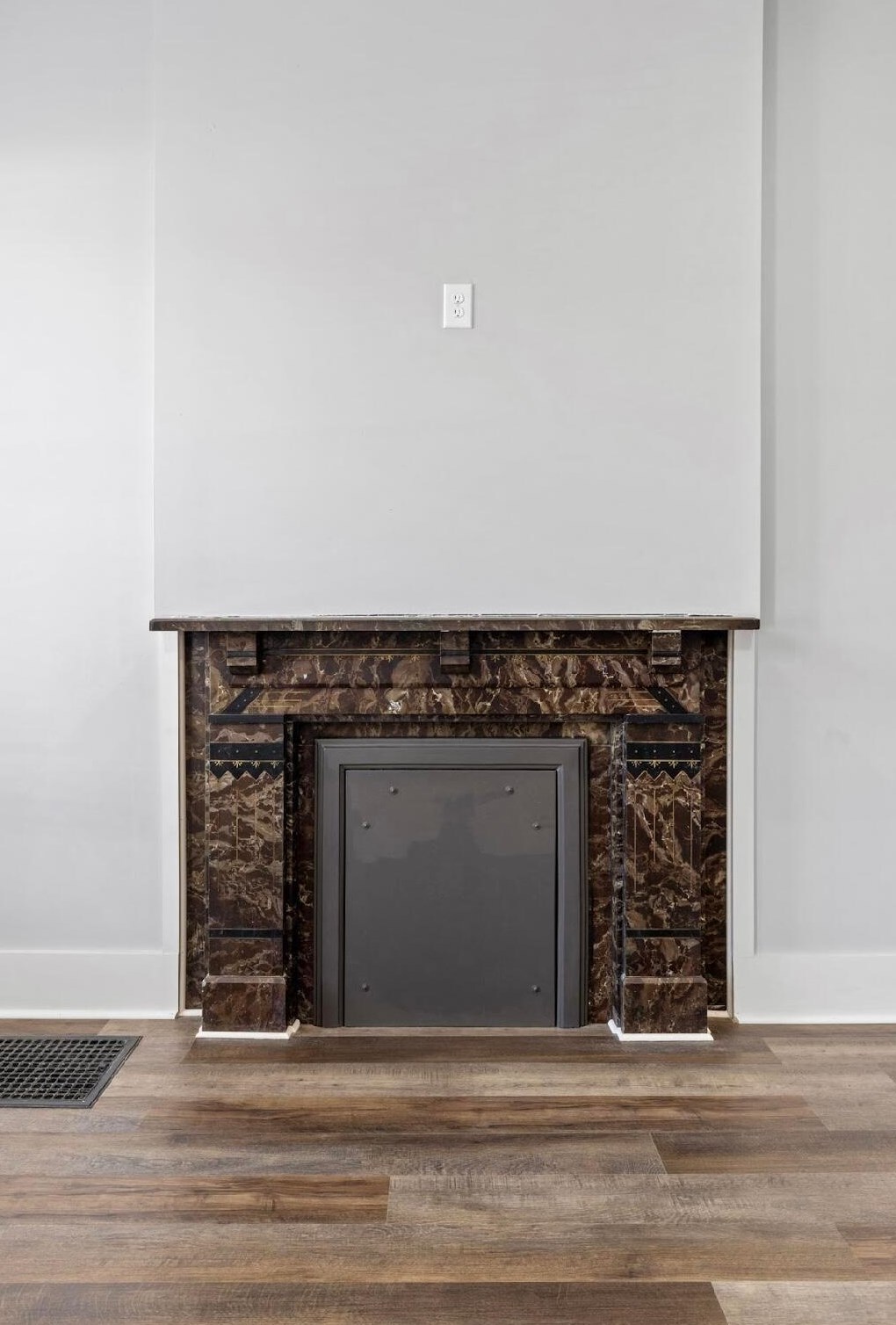 1122 Pearl St, Columbus OH 43206-3420 exterior