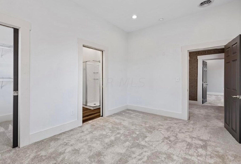 1122 Pearl St, Columbus OH 43206-3420 exterior