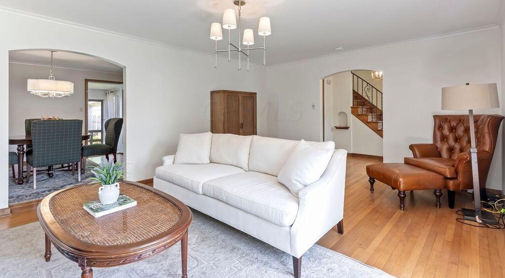 280 Winthrop Rd, Columbus OH  43214-3642 exterior