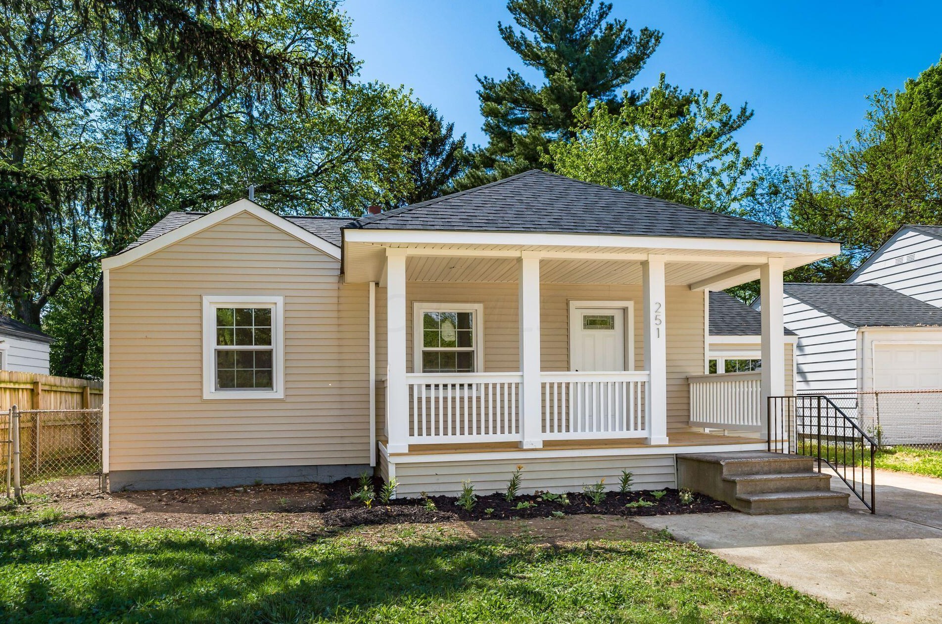 251 Kellner Rd, Columbus OH  43209-1530 exterior