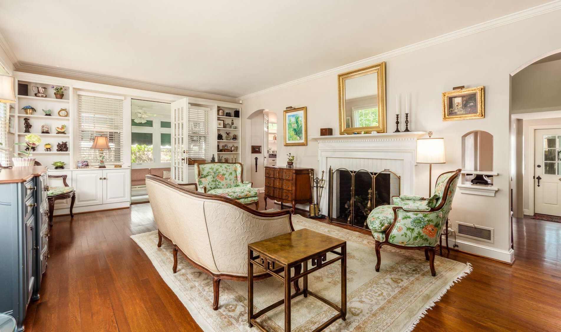 1710 Essex Rd, Columbus OH  43221-3845 exterior