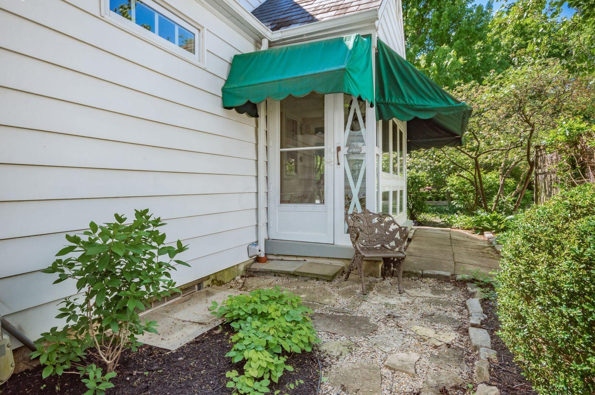 1710 Essex Rd, Columbus OH  43221-3845 exterior