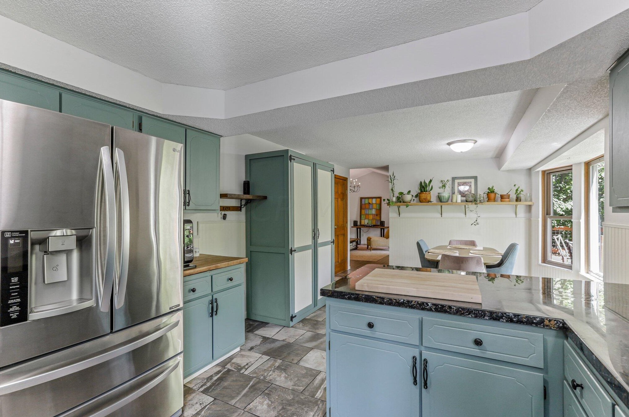 5385 Wolf Run Dr, Columbus OH  43230-4532 exterior