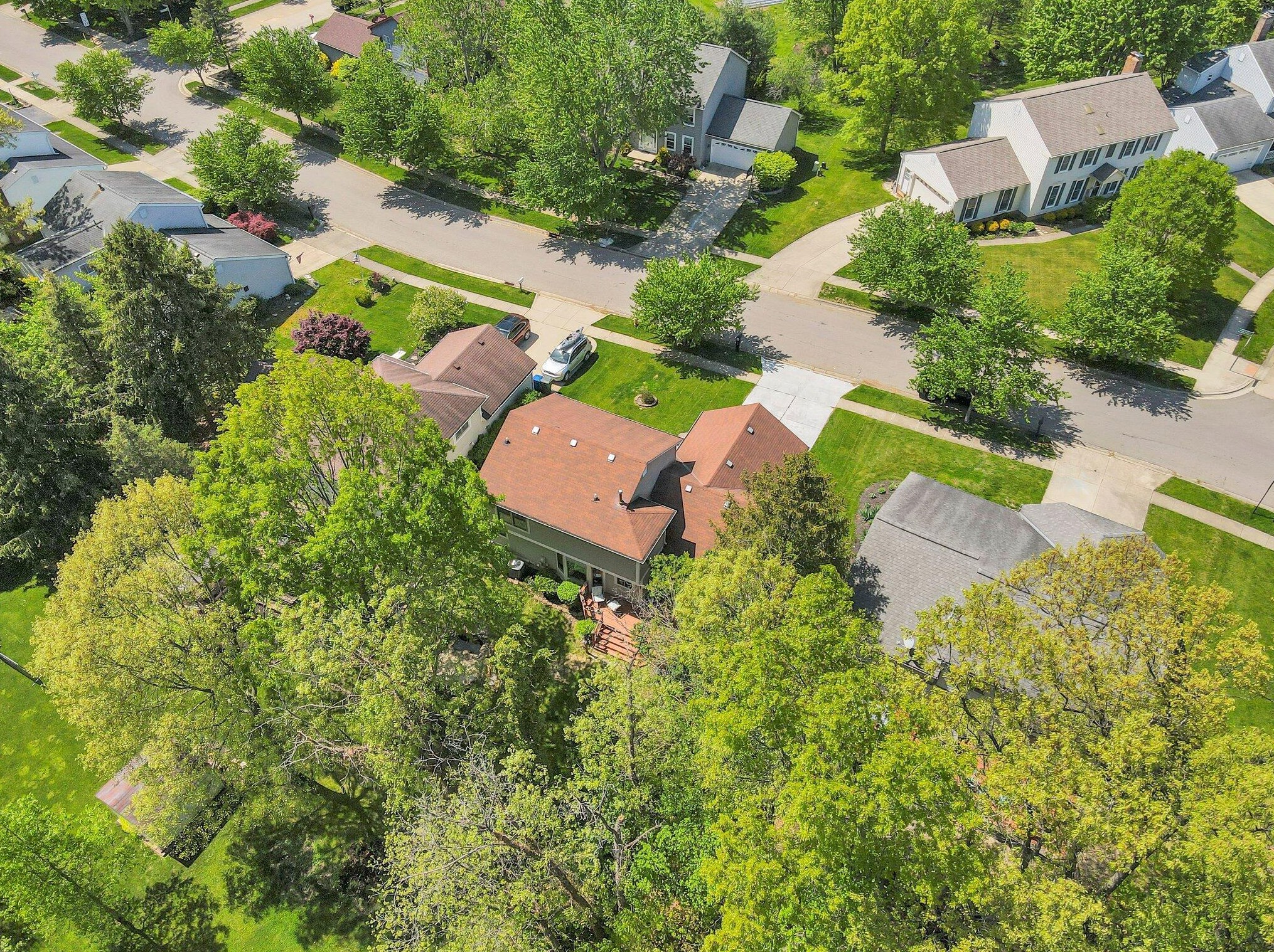 5385 Wolf Run Dr, Columbus OH  43230-4532 exterior