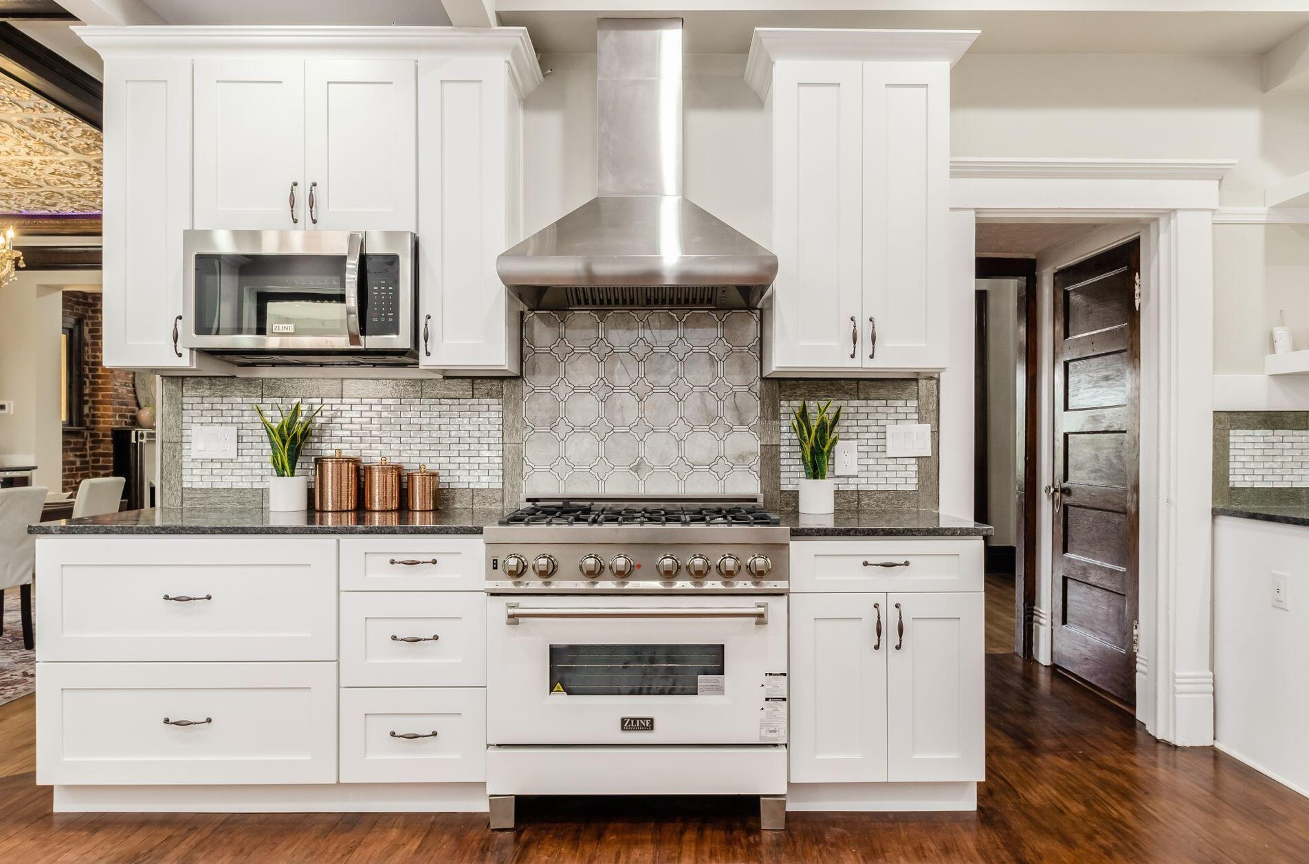 42 Governors Pl, Columbus OH  43203-1911 exterior