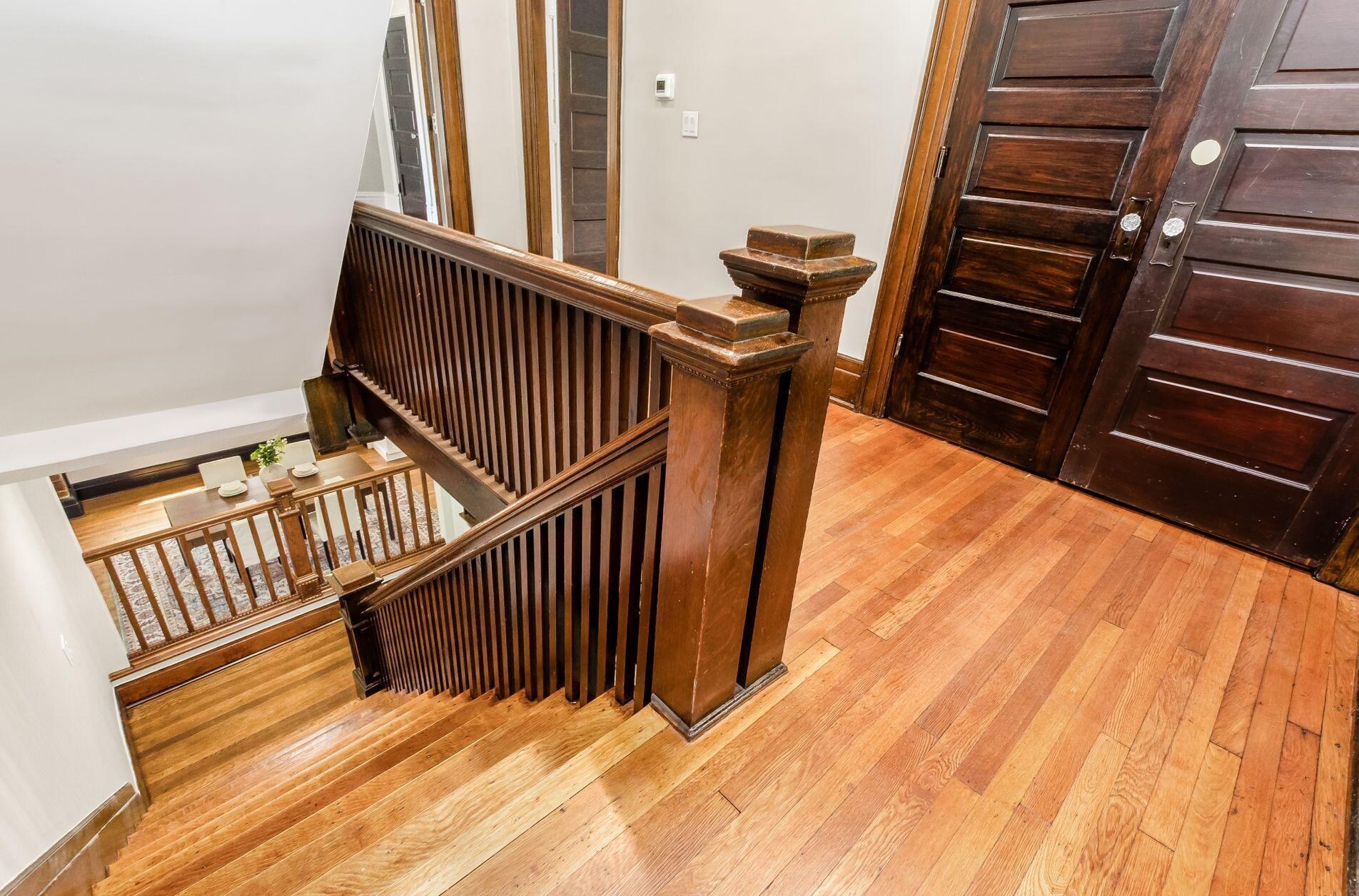 42 Governors Pl, Columbus OH  43203-1911 exterior