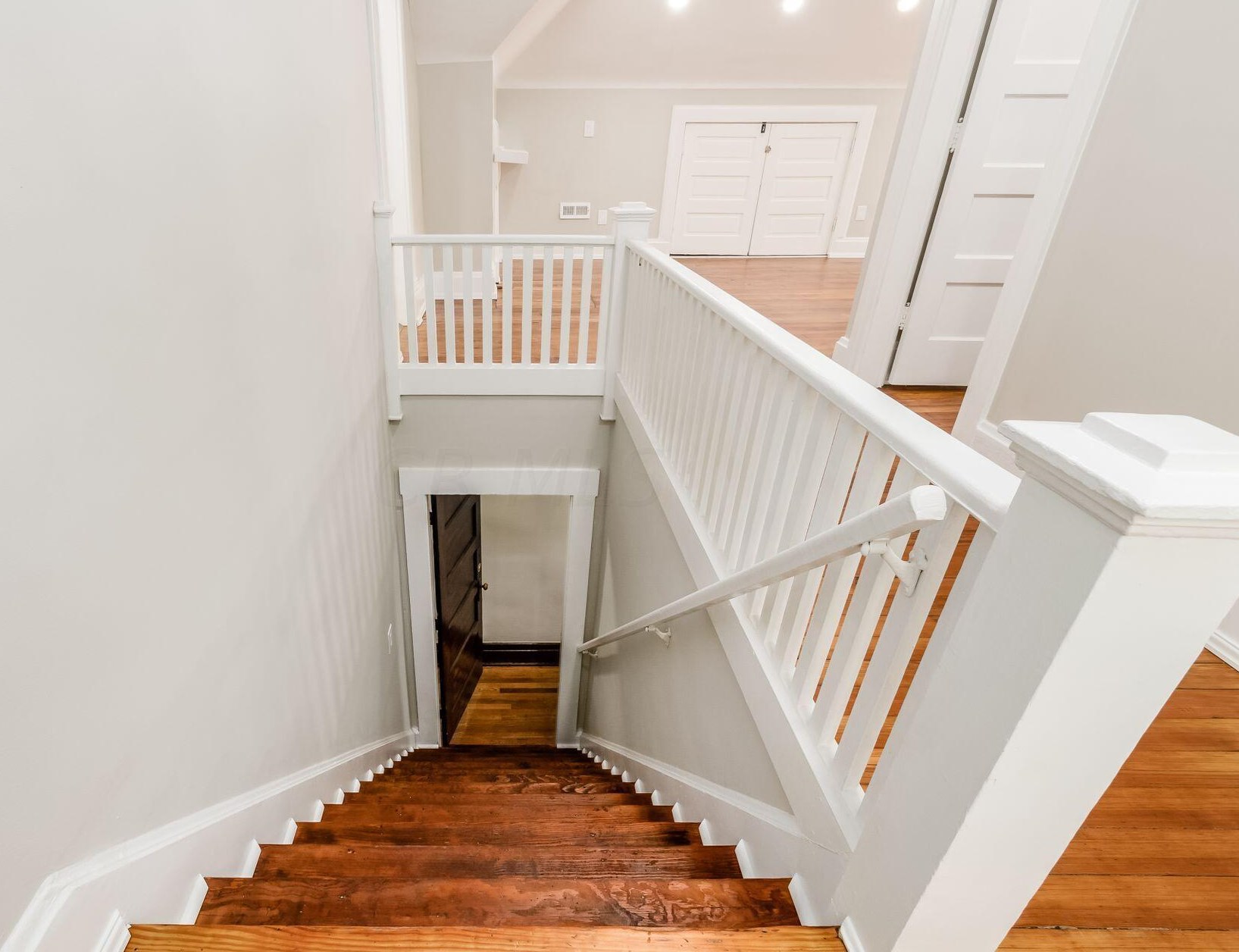 42 Governors Pl, Columbus OH  43203-1911 exterior