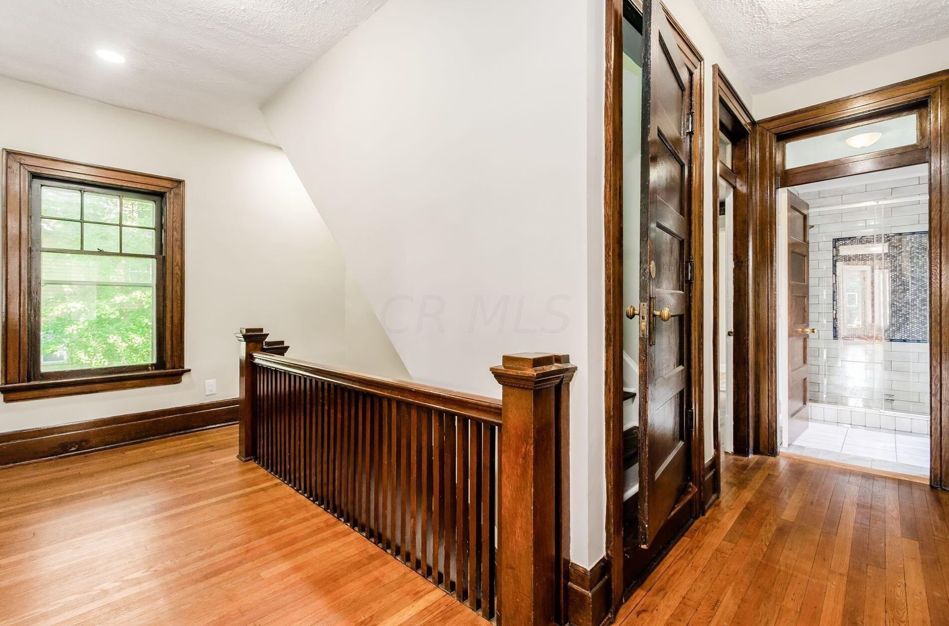 42 Governors Pl, Columbus OH  43203-1911 exterior