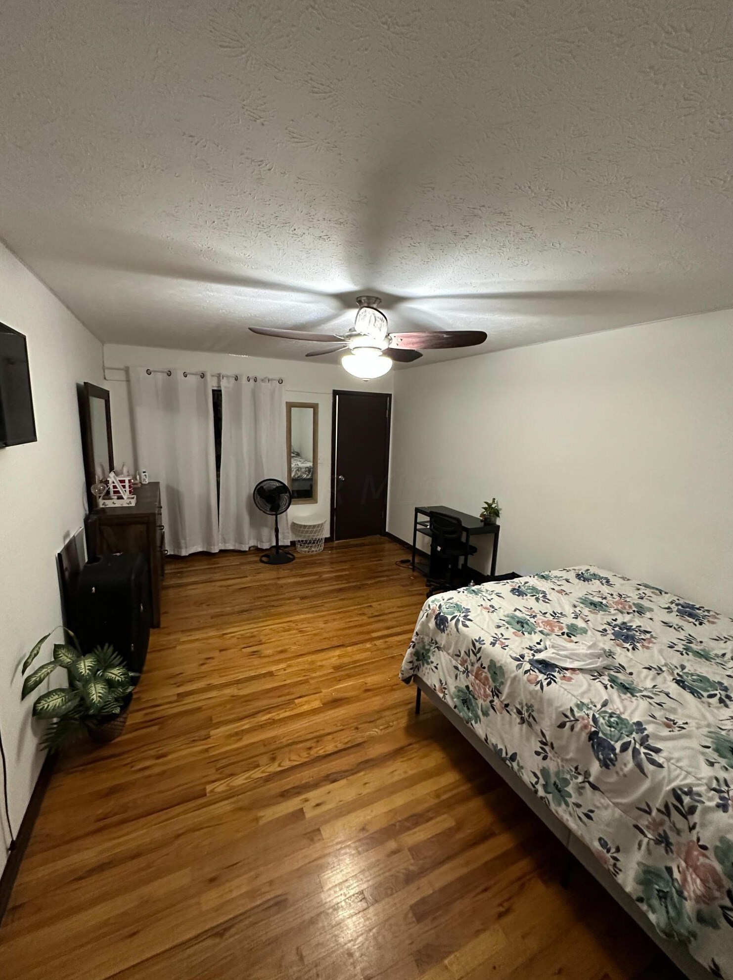 1795 Dorsetshire Rd, Columbus OH  43229-2166 exterior