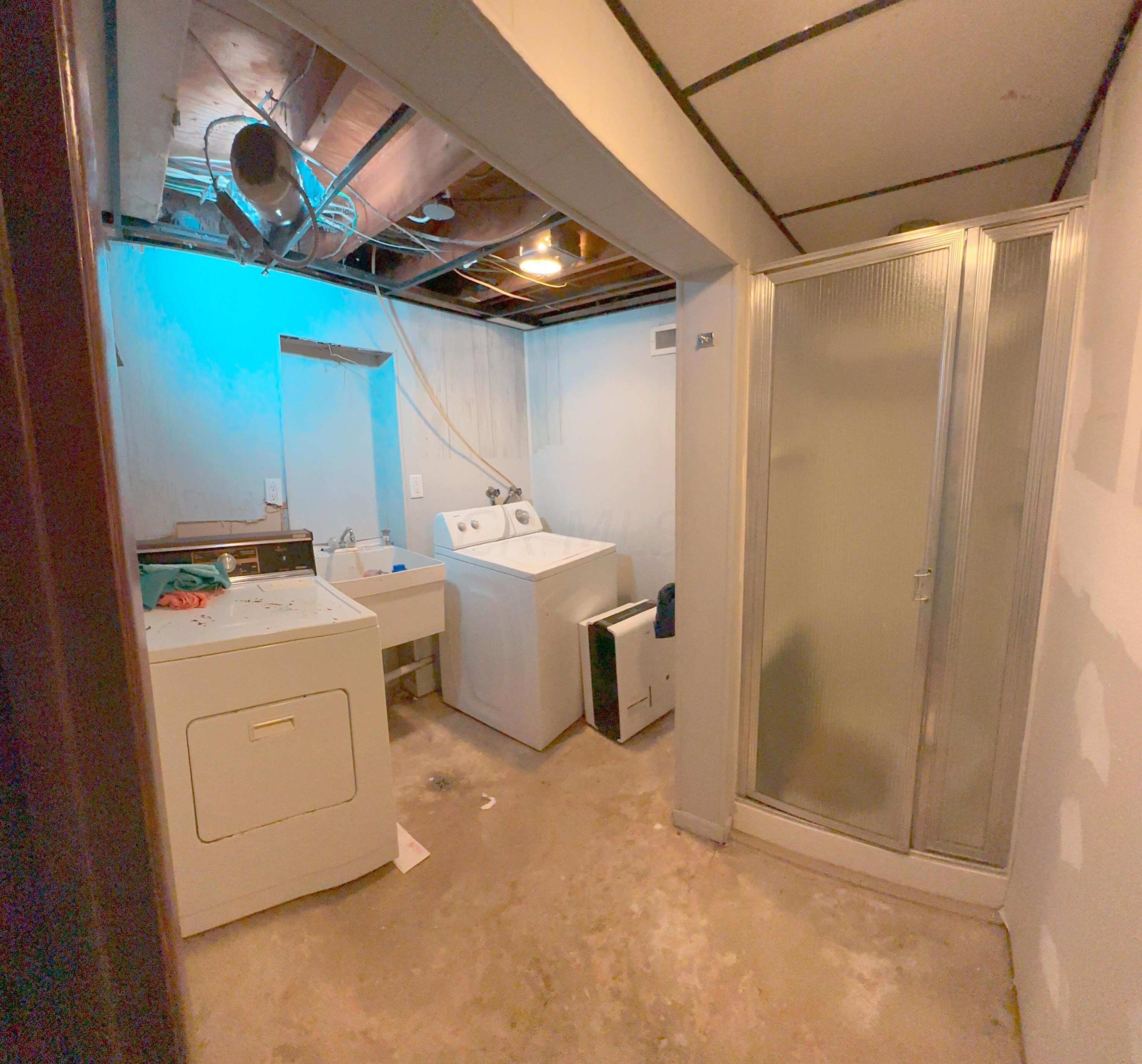 1795 Dorsetshire Rd, Columbus OH  43229-2166 exterior