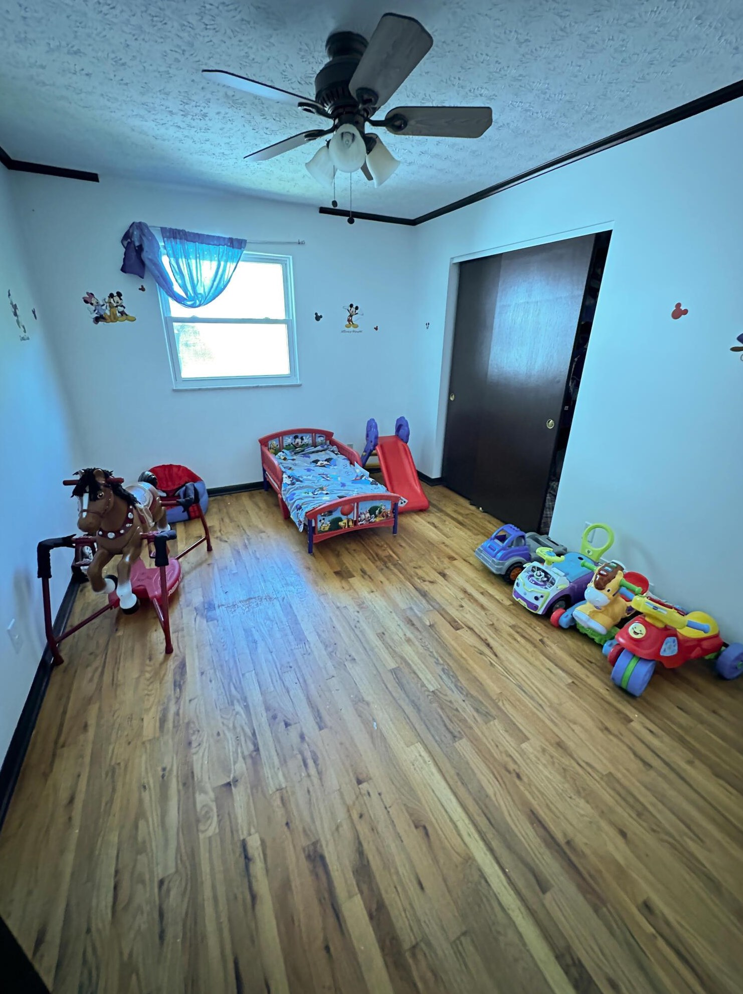 1795 Dorsetshire Rd, Columbus OH  43229-2166 exterior