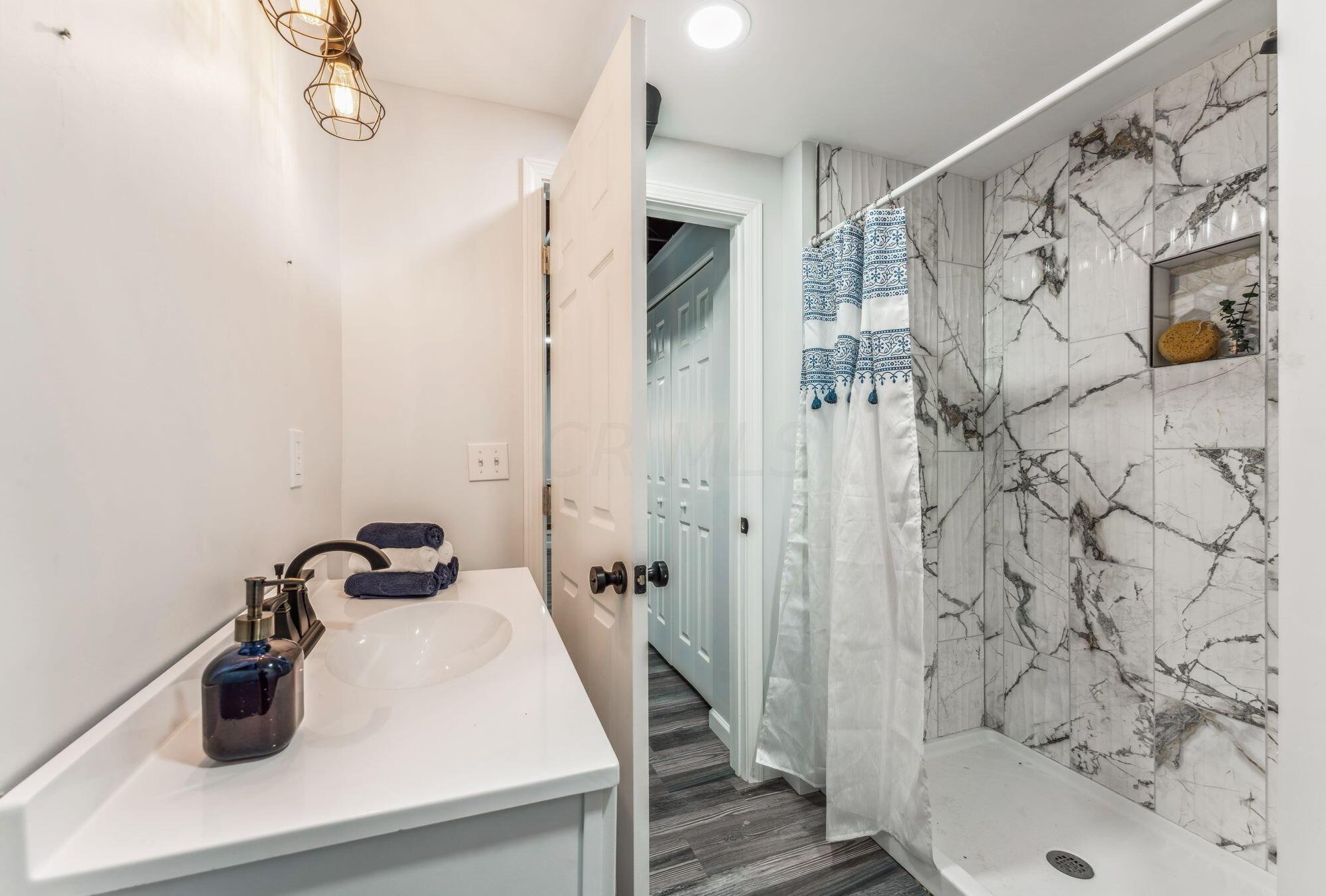 734 Kelton Ave, Columbus OH  43205-2908 exterior