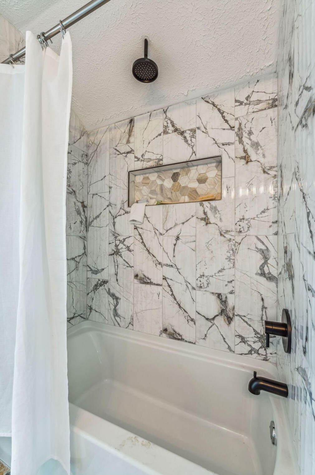 734 Kelton Ave, Columbus OH  43205-2908 exterior