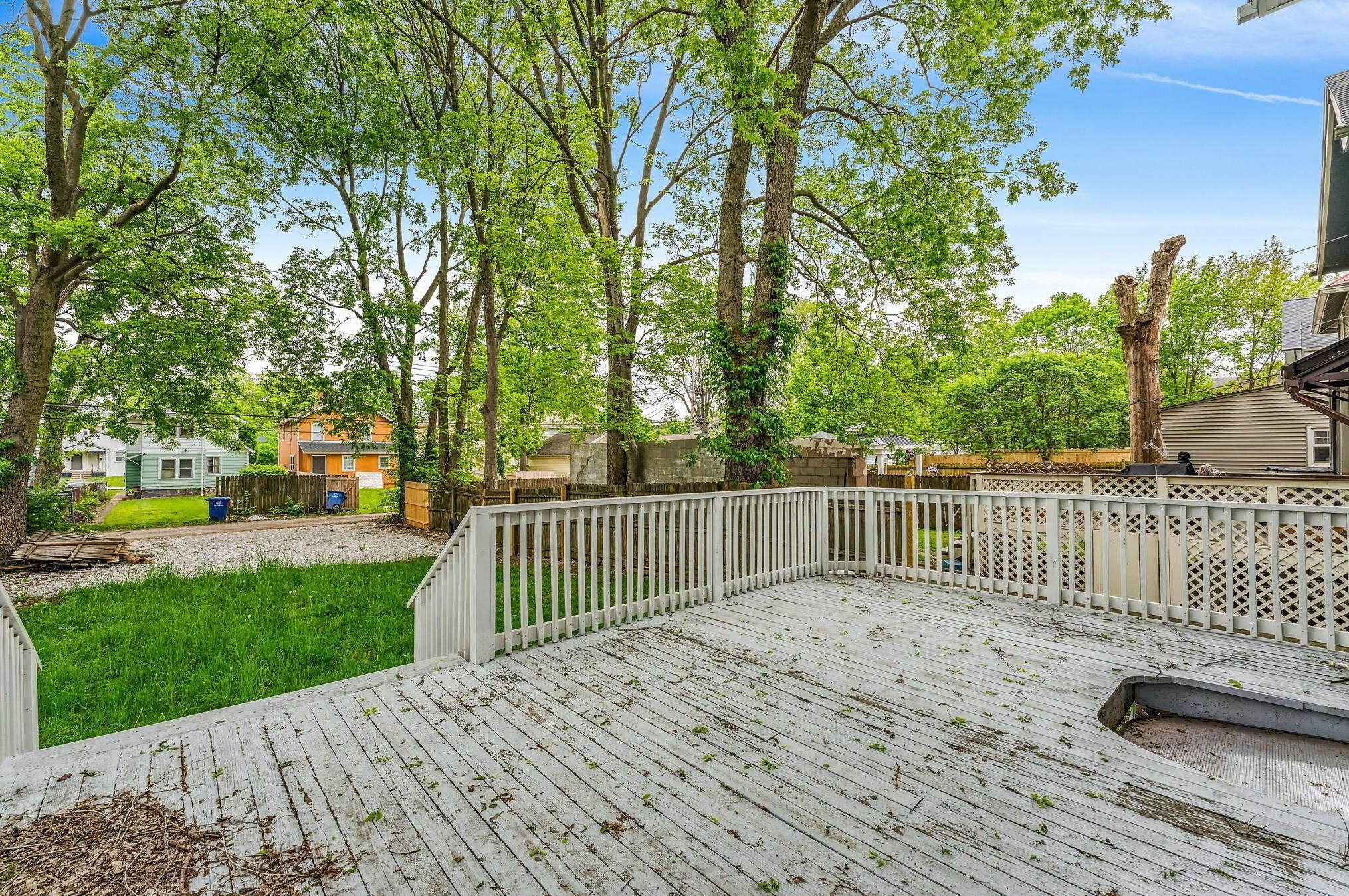 734 Kelton Ave, Columbus OH  43205-2908 exterior