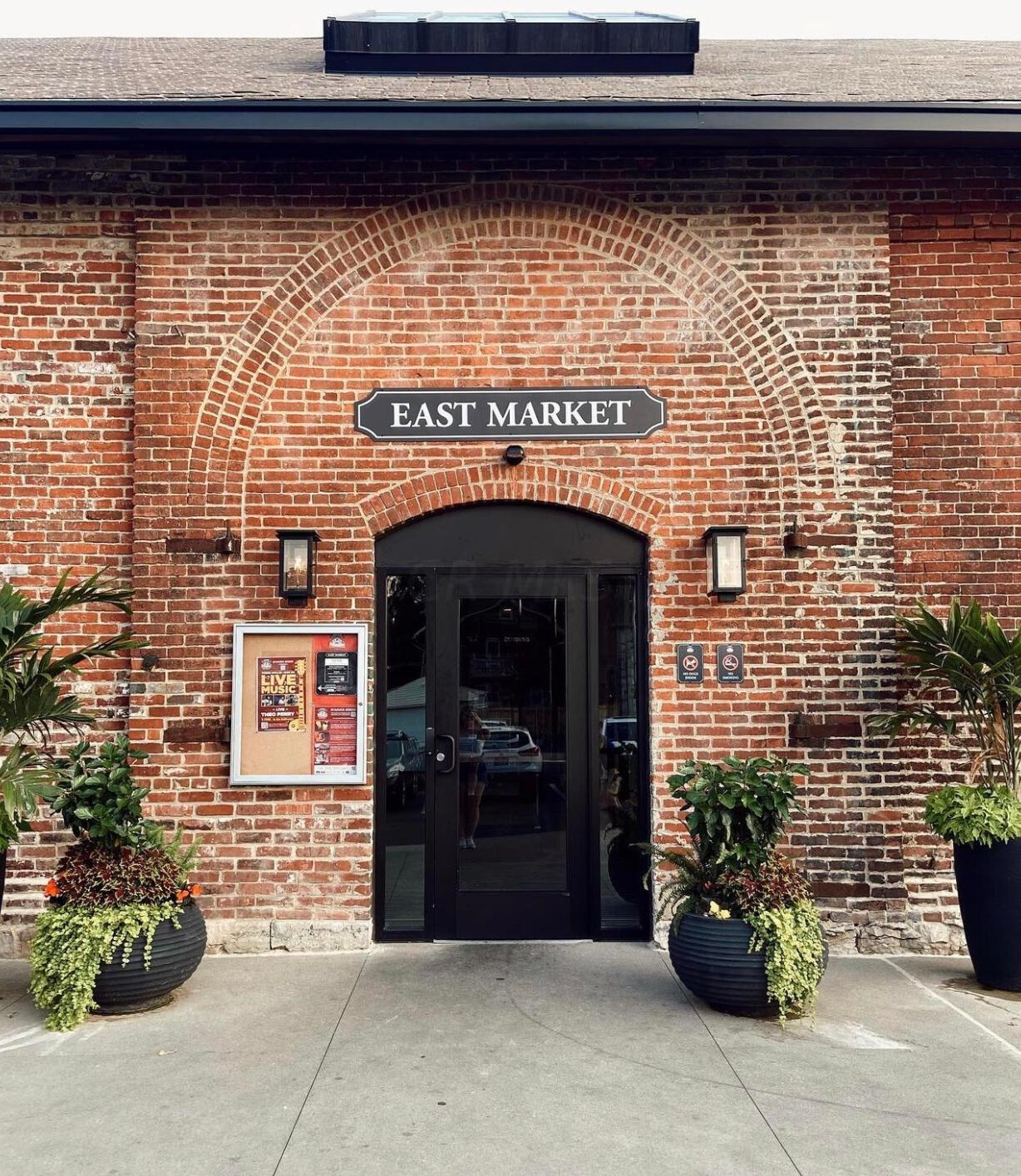 1518 Bryden Rd, Columbus OH 43205-2125 exterior