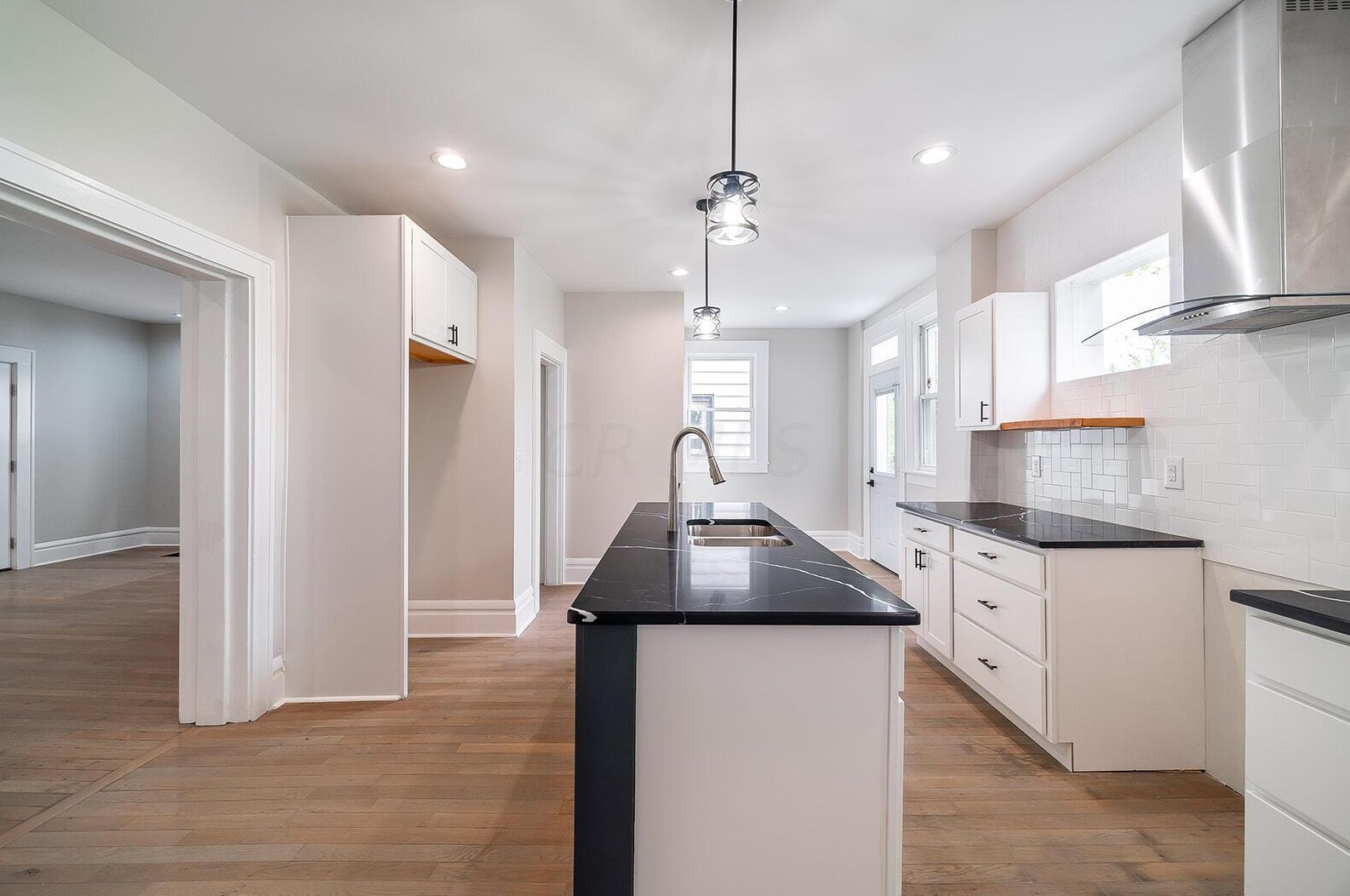 784 Kimball Pl, Columbus OH  43205-2813 exterior