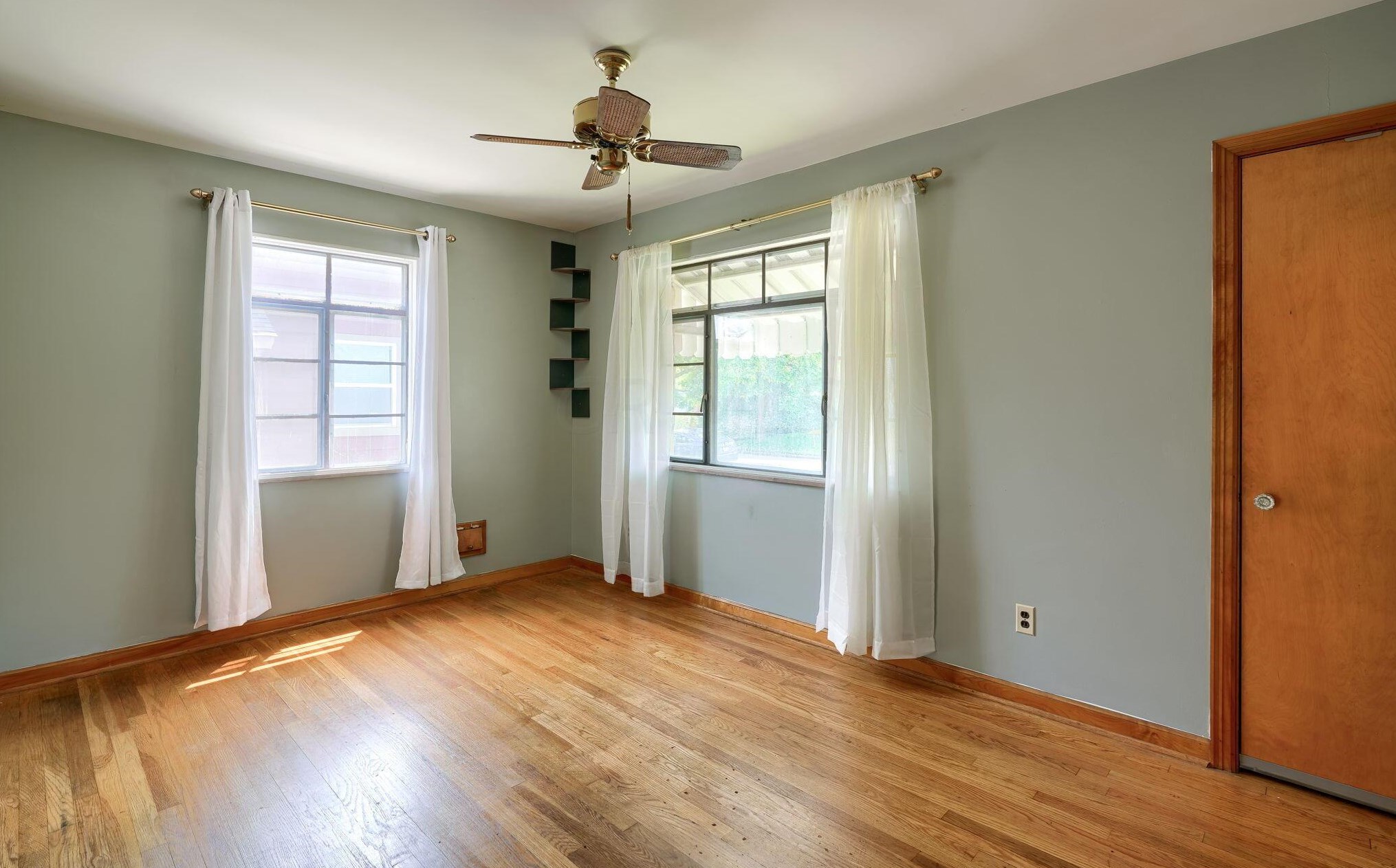 46 Algonquin Ave, Columbus OH  43204-1902 exterior