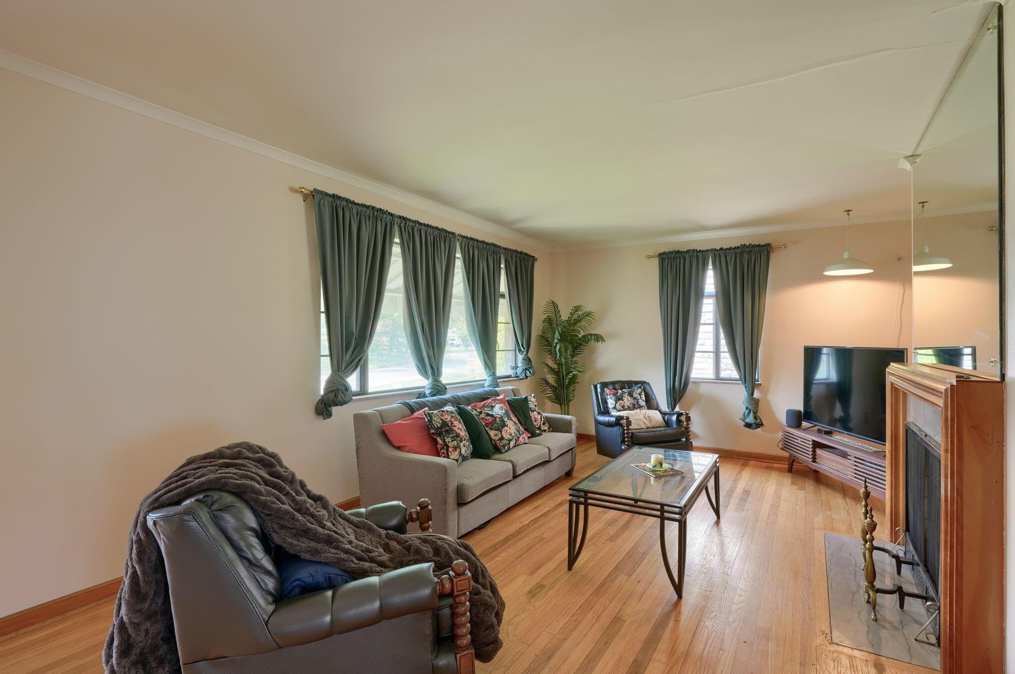 46 Algonquin Ave, Columbus OH  43204-1902 exterior