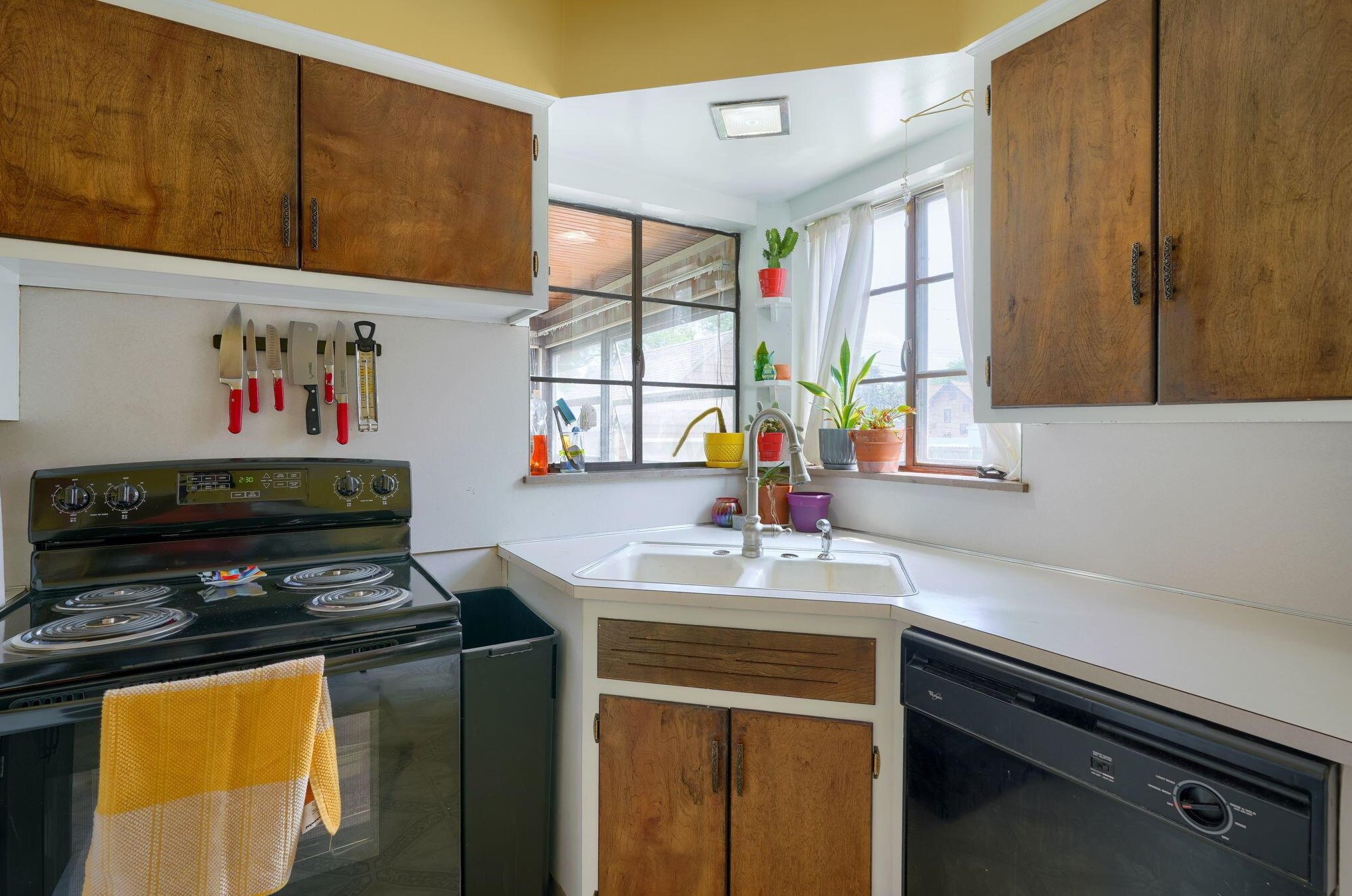 46 Algonquin Ave, Columbus OH  43204-1902 exterior