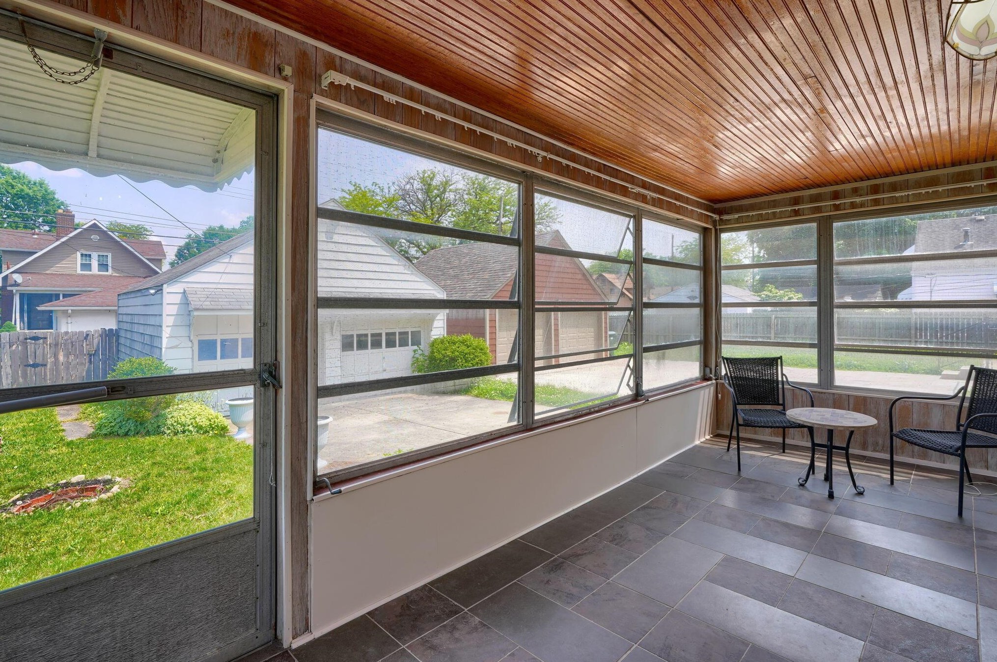 46 Algonquin Ave, Columbus OH  43204-1902 exterior