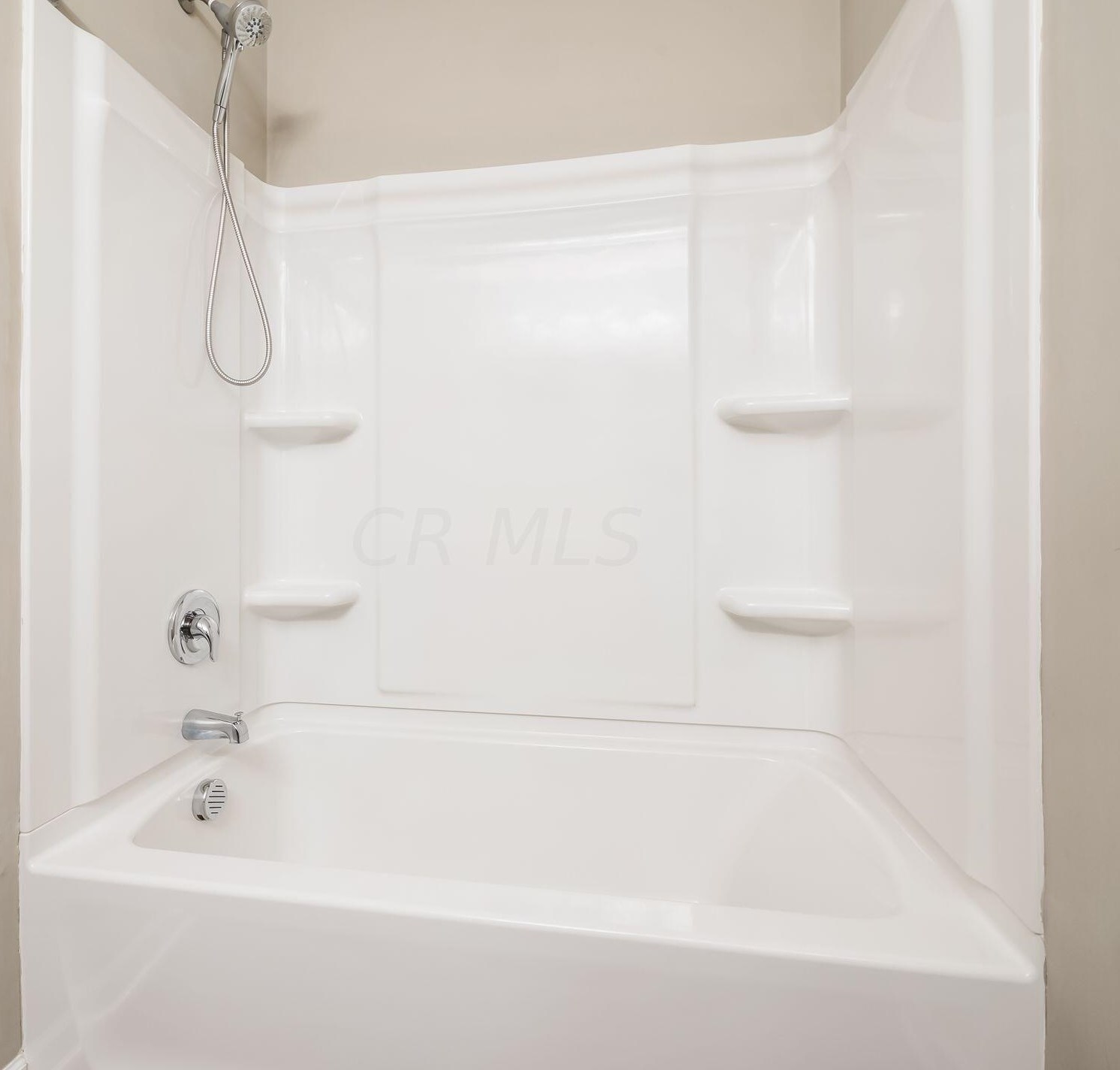 5598 Alliance Way, Columbus OH  43228-8946 exterior