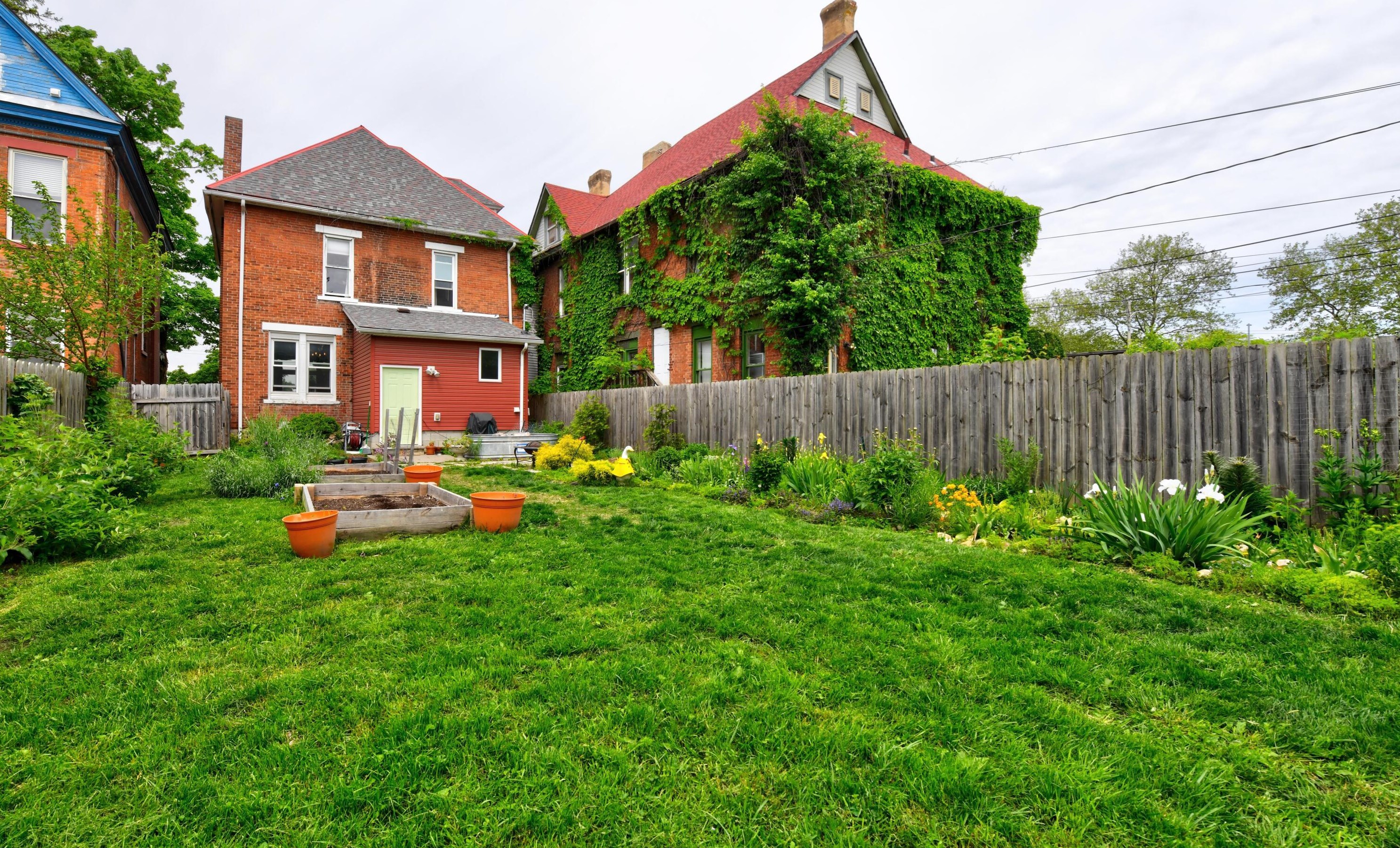 62 Ohio Ave, Columbus OH  43203-1949 exterior