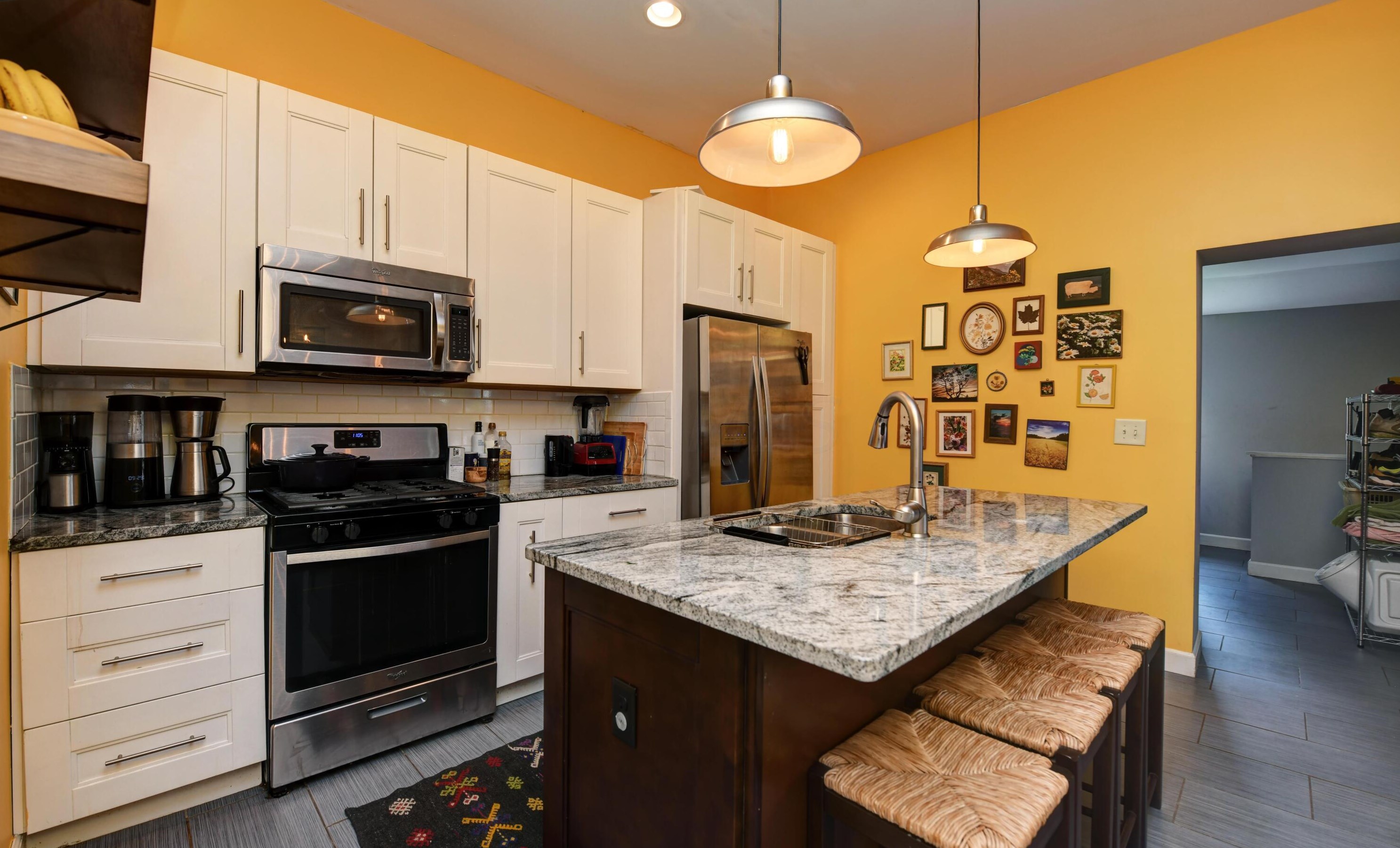 62 Ohio Ave, Columbus OH  43203-1949 exterior