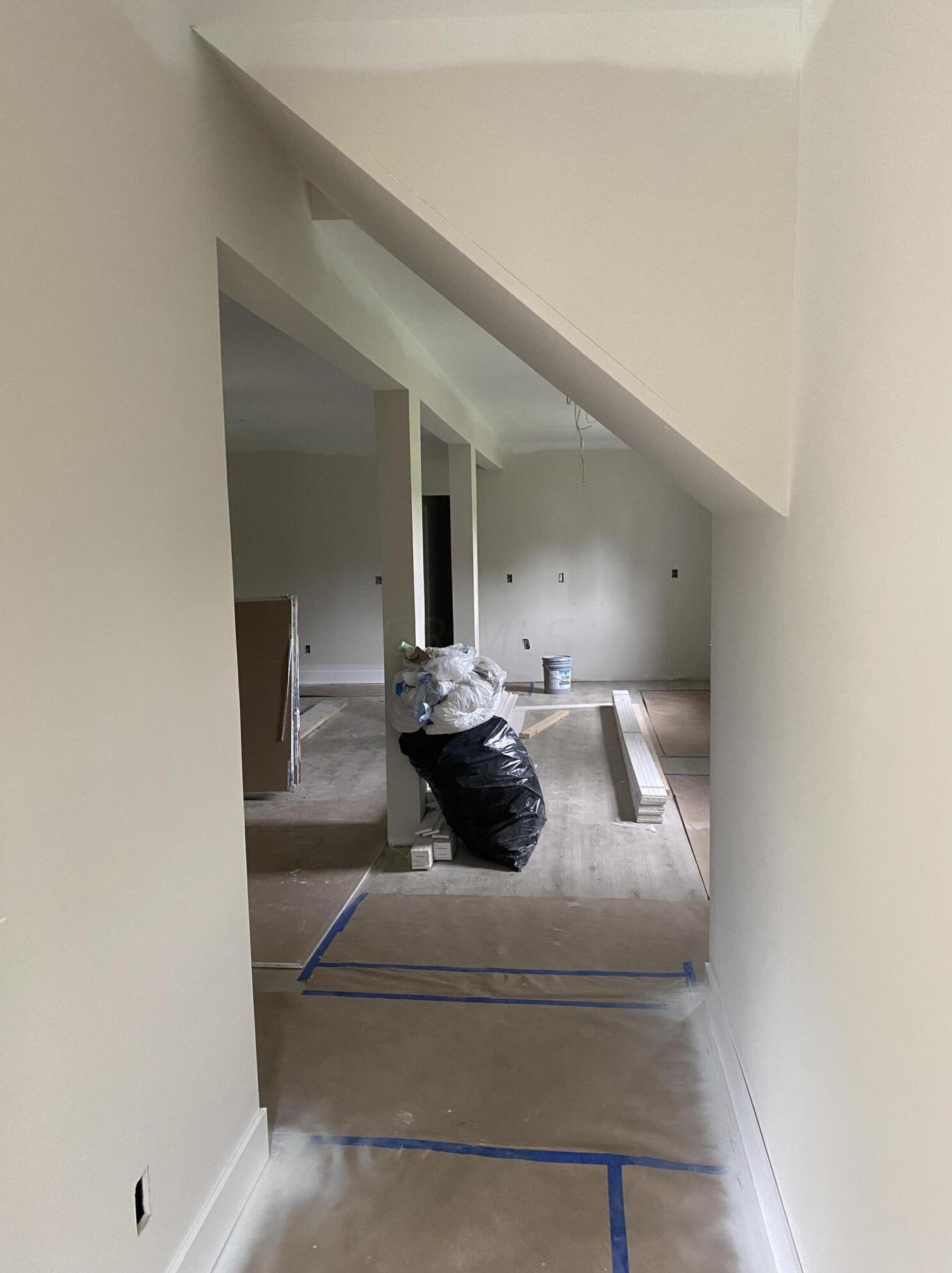 1284 Mound St, Columbus OH  43205-2448 exterior