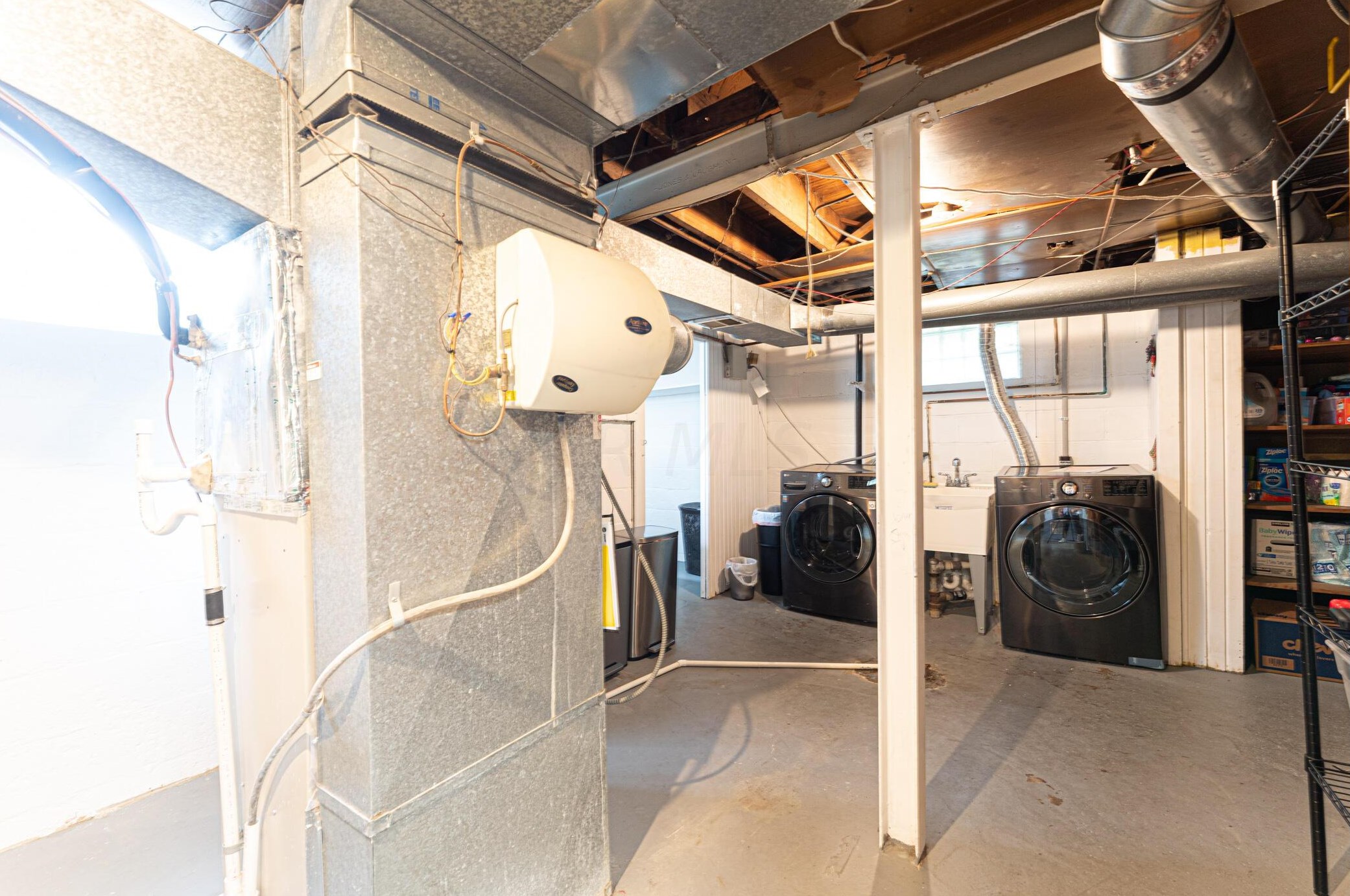 49 Remington Rd, Columbus OH  43209-1442 exterior