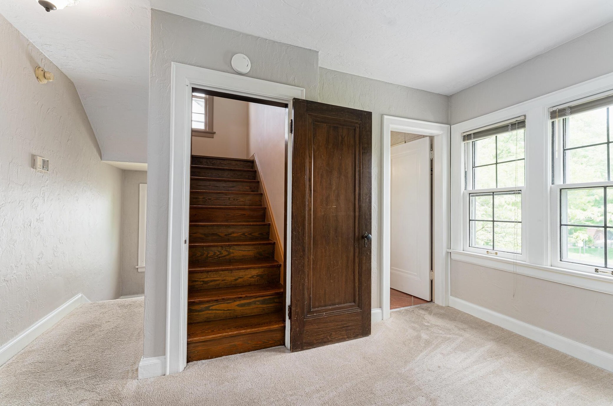 49 Remington Rd, Columbus OH  43209-1442 exterior