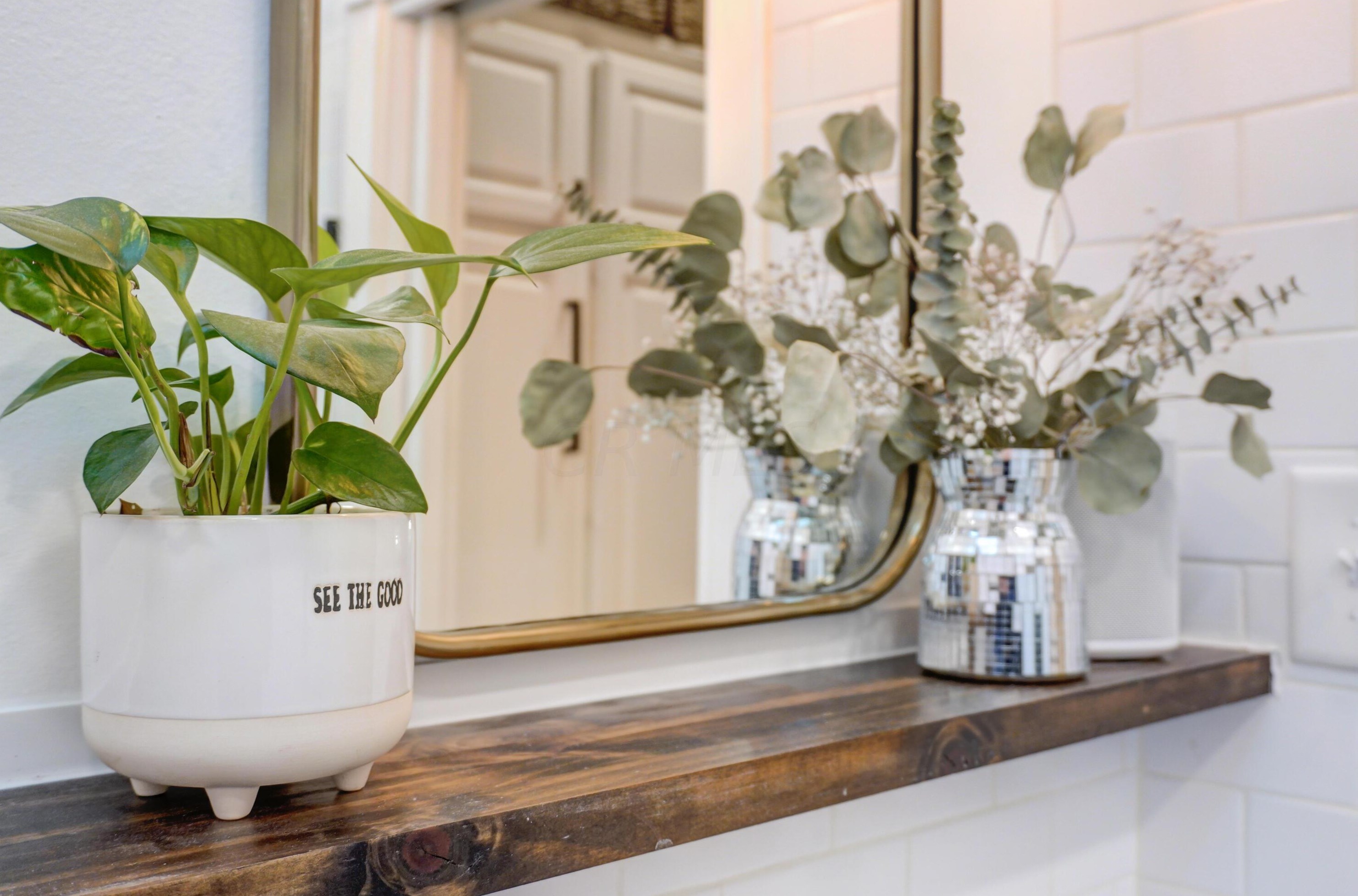 81 Lincoln St, Columbus OH  43215-1672 exterior