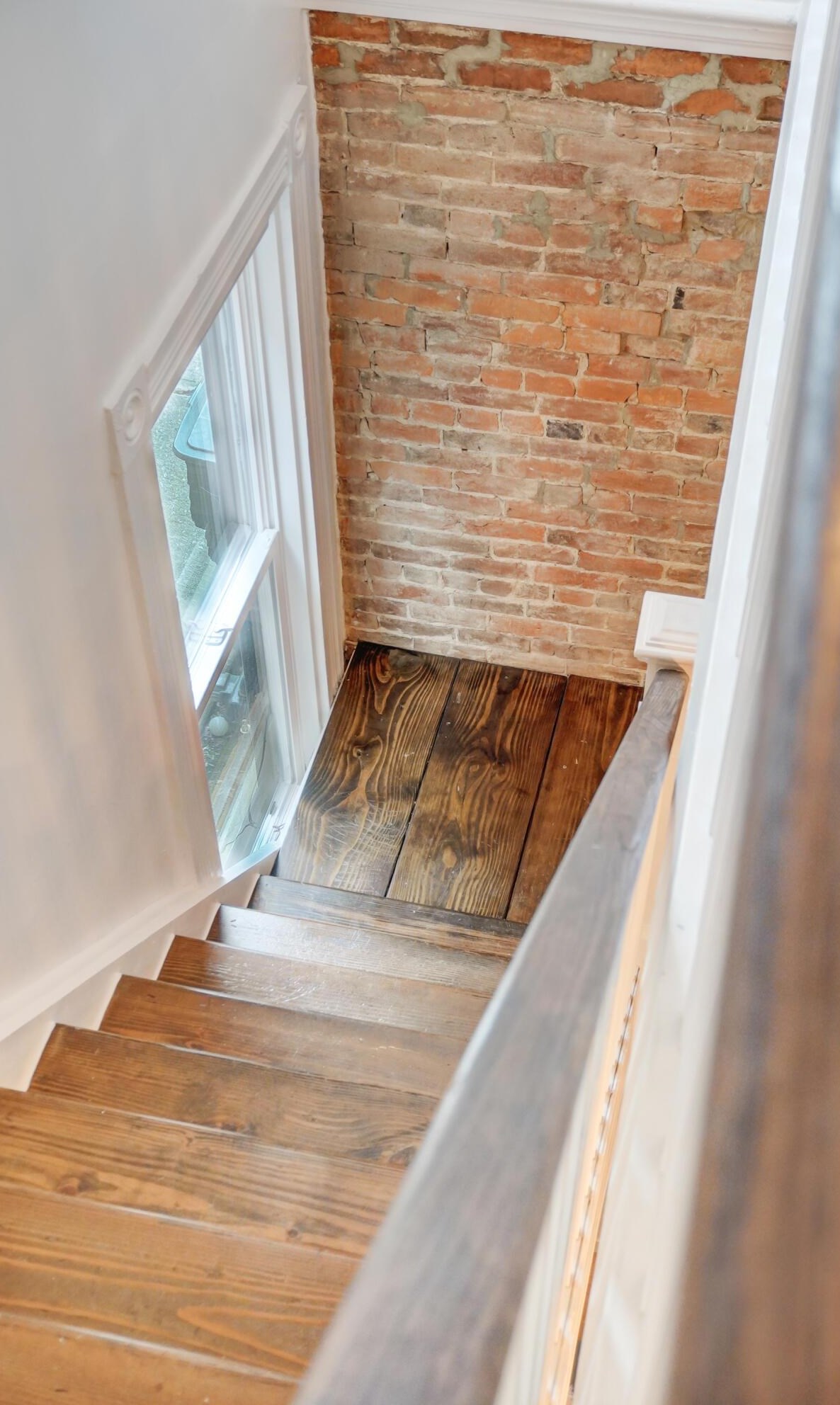 81 Lincoln St, Columbus OH  43215-1672 exterior