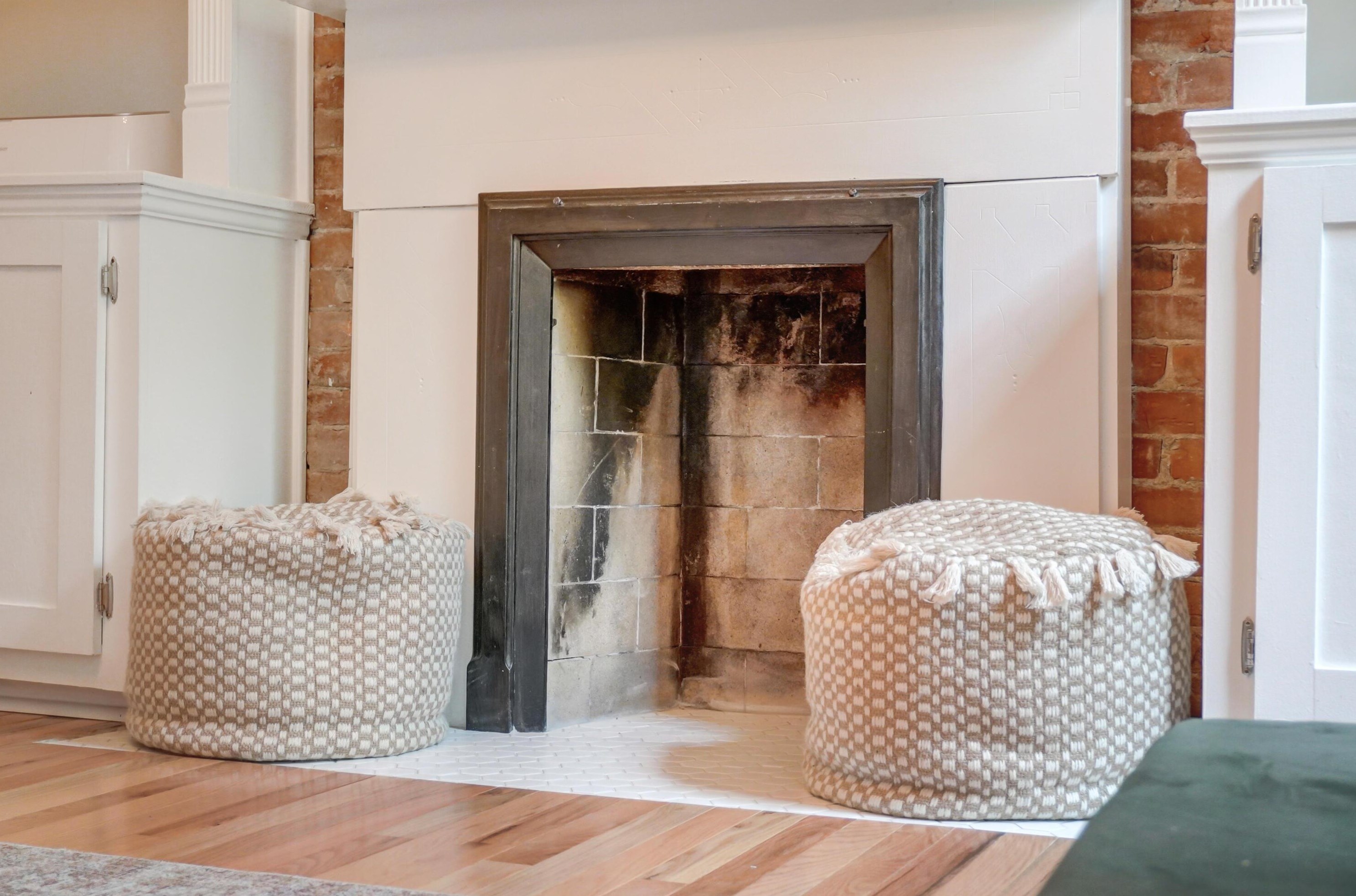 81 Lincoln St, Columbus OH  43215-1672 exterior