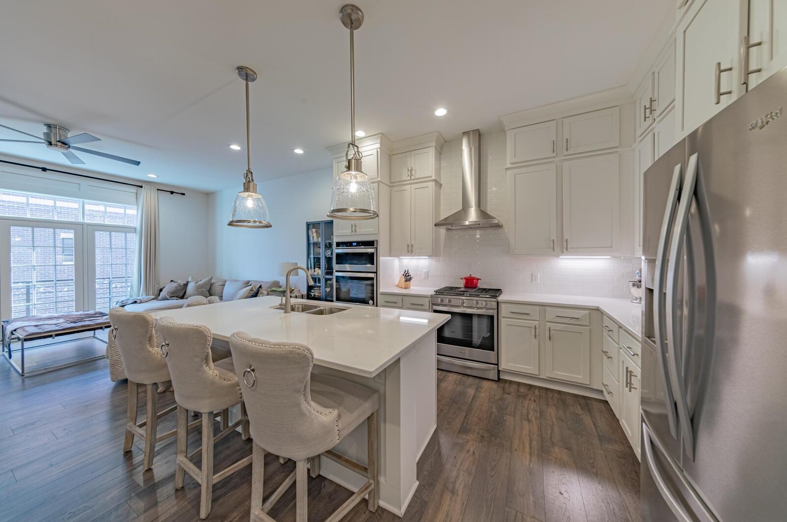 33 Whittier St, Columbus OH 43206-2943 exterior