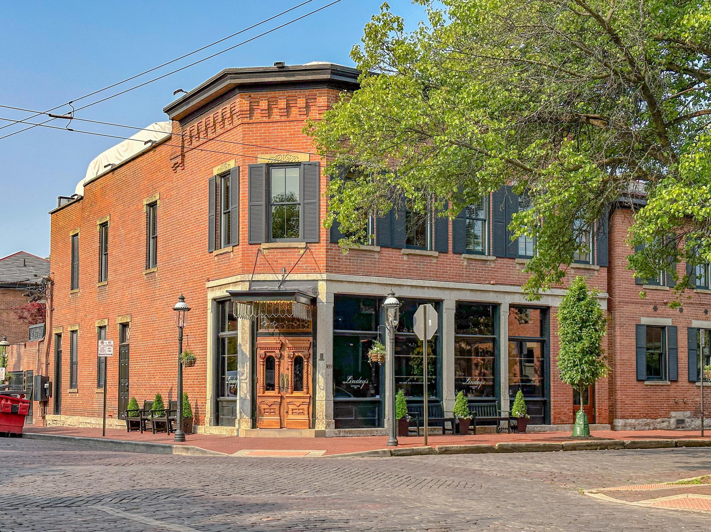 33 Whittier St, Columbus OH 43206-2943 exterior