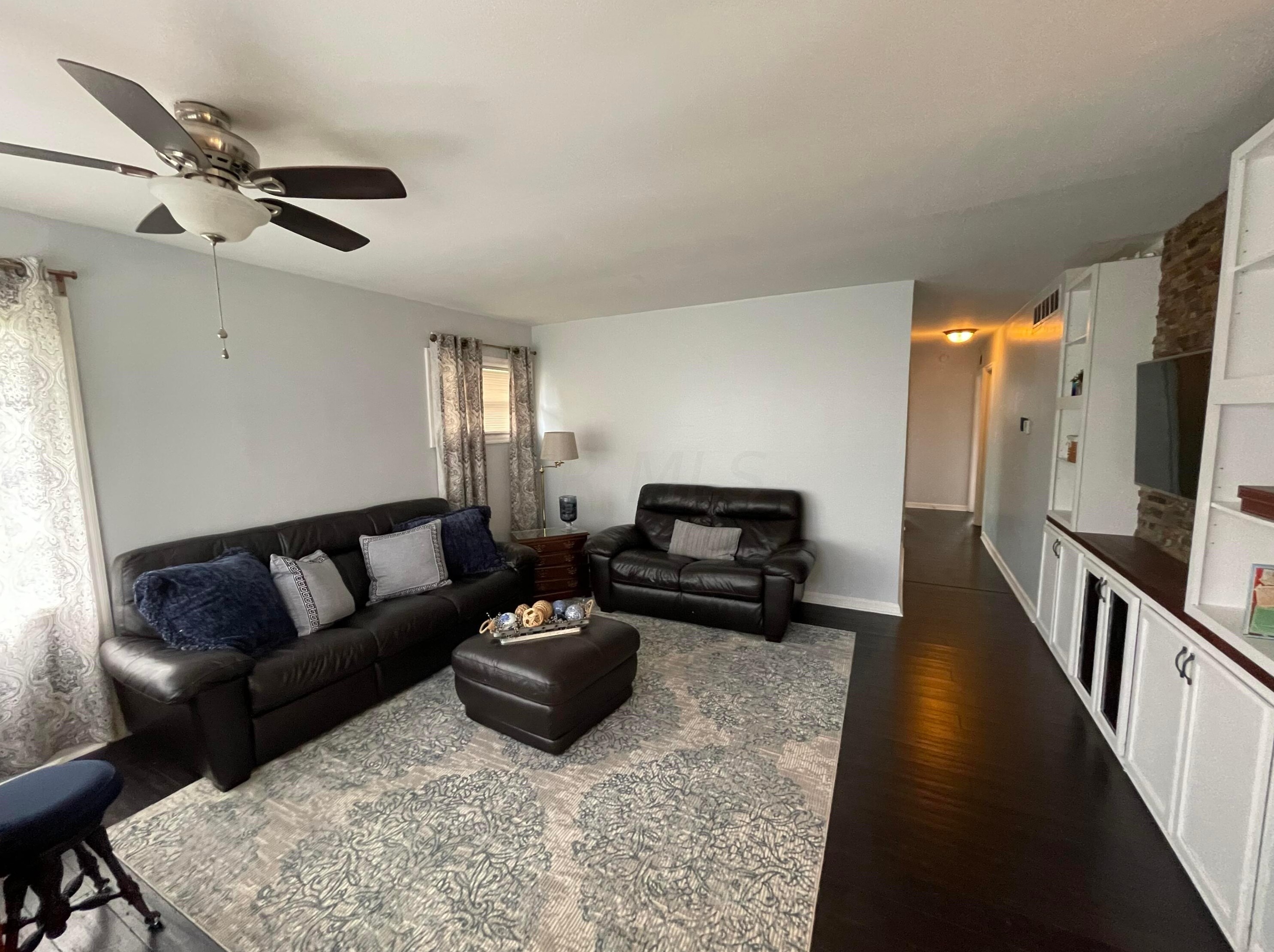 79 Gould Rd, Columbus OH 43209-1933 exterior