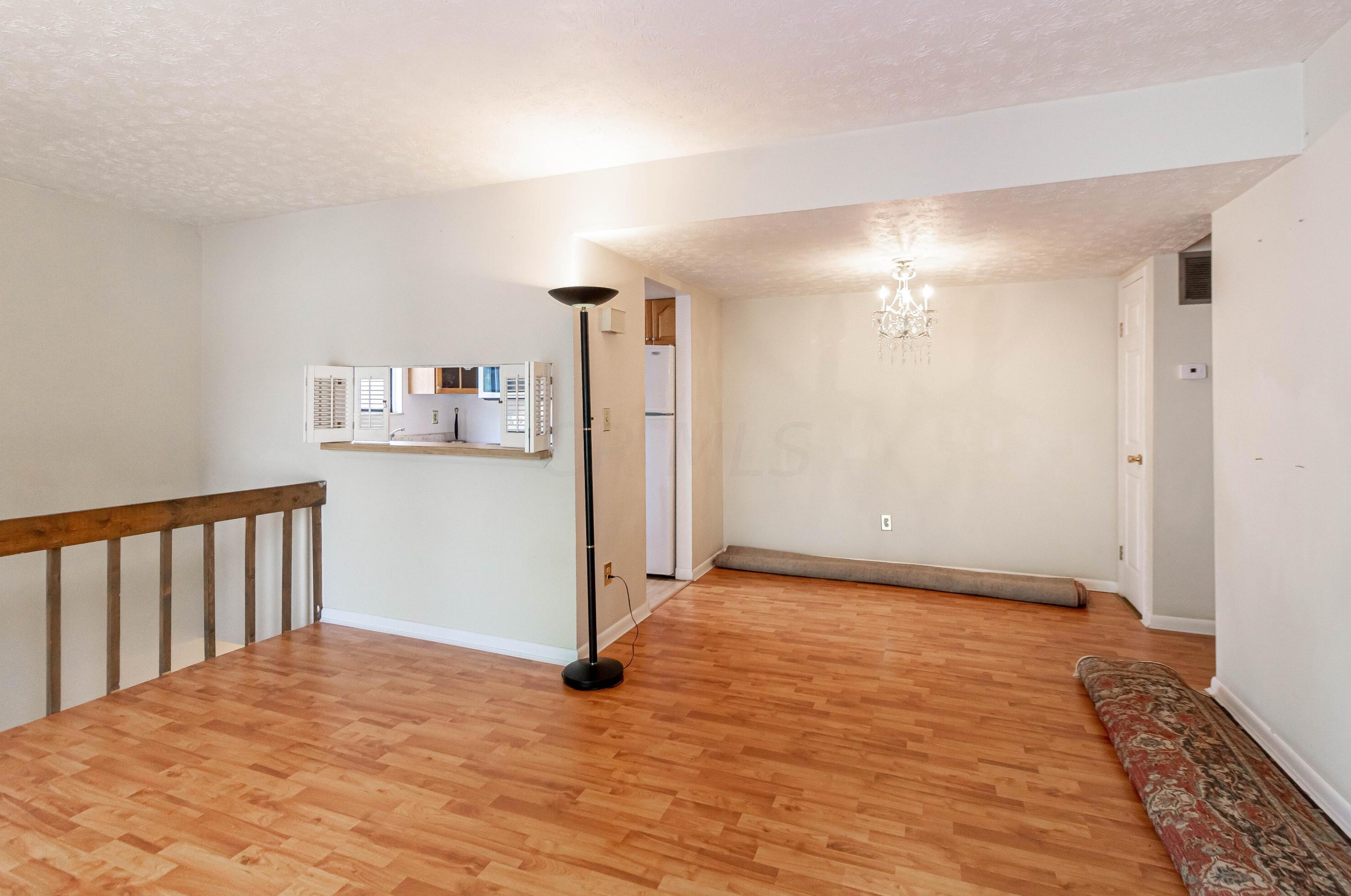 2471 Natchez Dr, Columbus OH 43209-3305 exterior