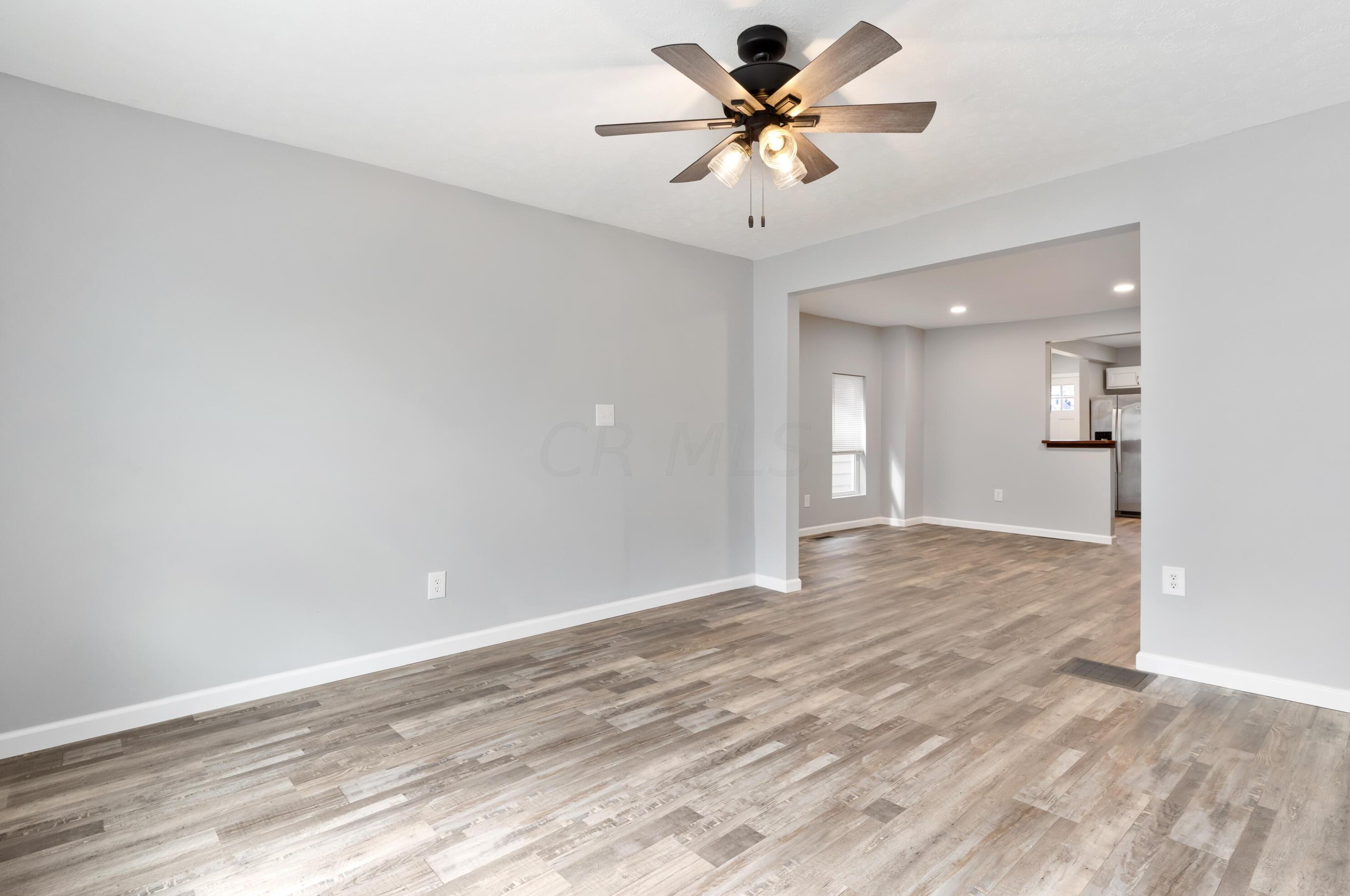 203 Hawkes Ave, Columbus OH  43223-1533 exterior