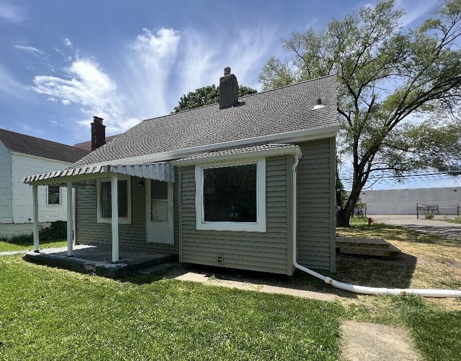 2339 Pontiac St, Columbus OH  43211-2049 exterior