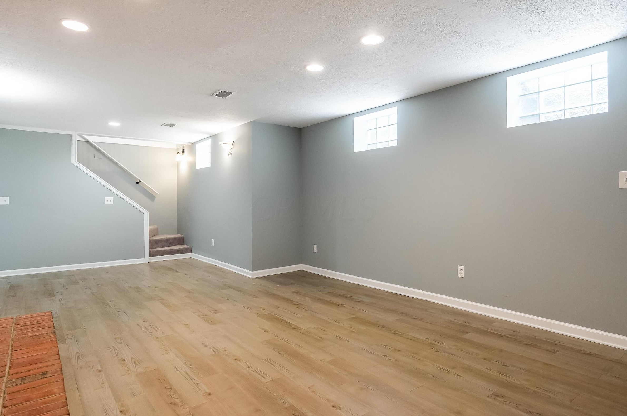 2060 Glenmere Rd, Columbus OH  43220-4808 exterior