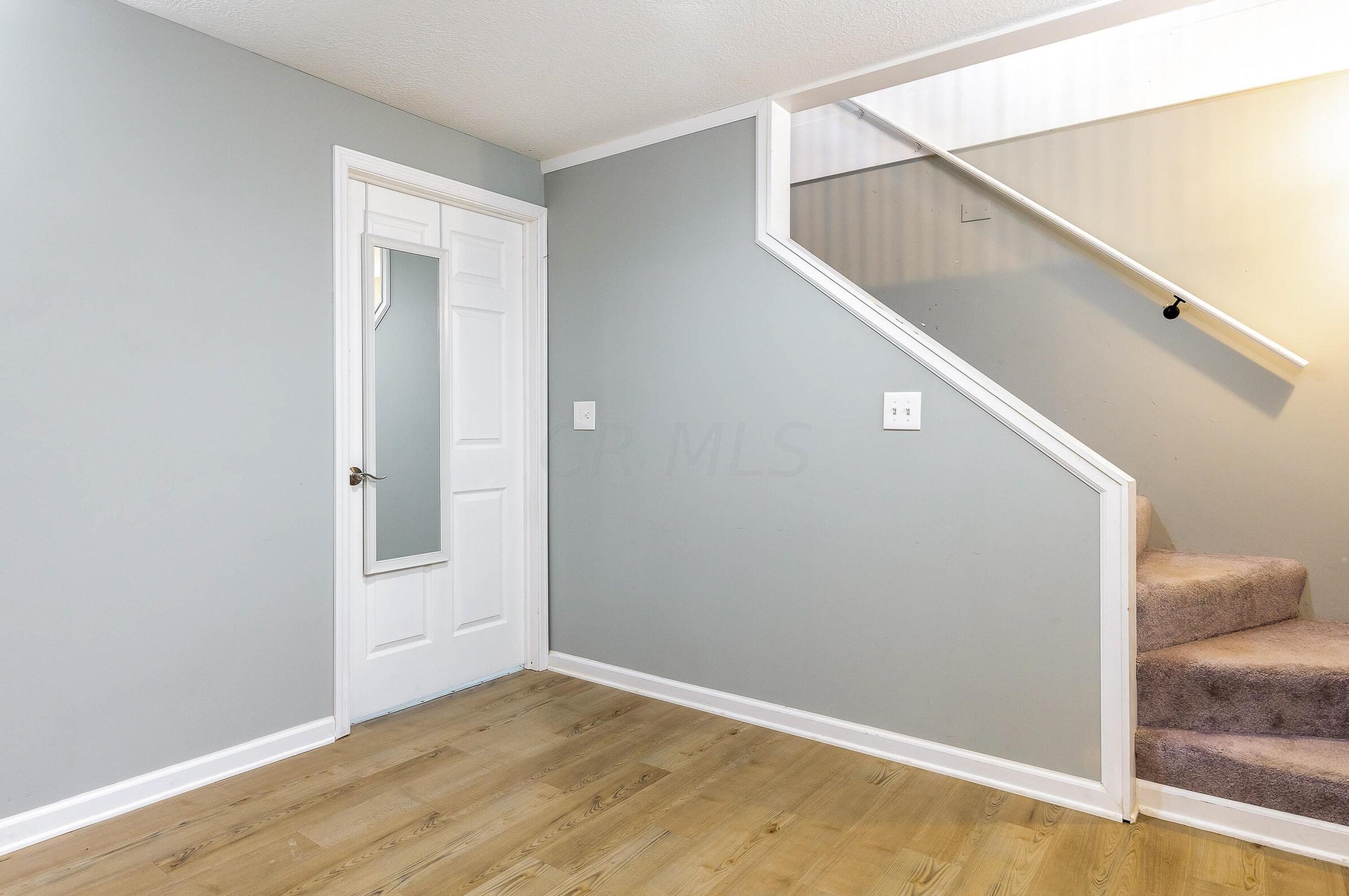 2060 Glenmere Rd, Columbus OH  43220-4808 exterior