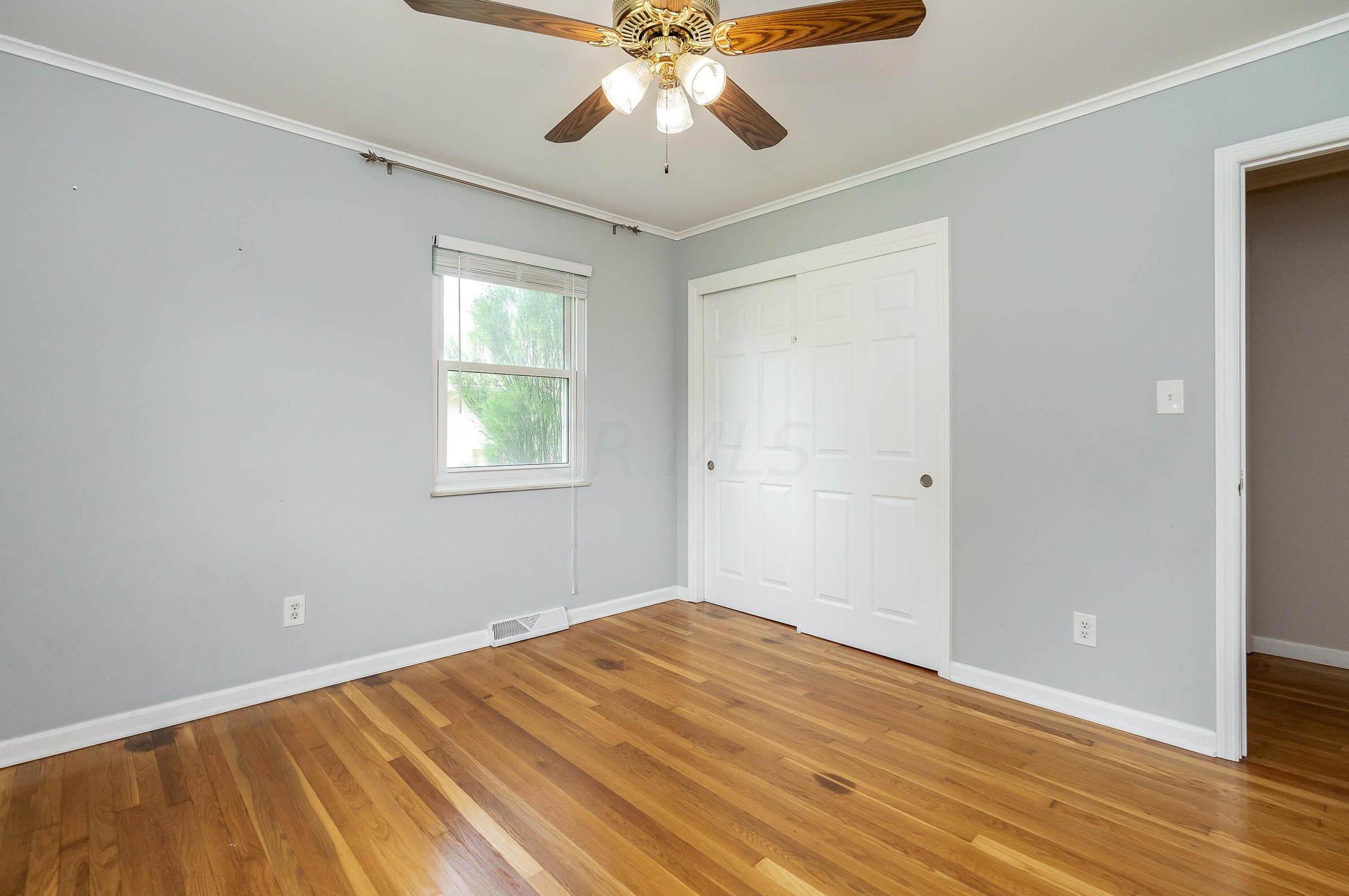 2060 Glenmere Rd, Columbus OH  43220-4808 exterior