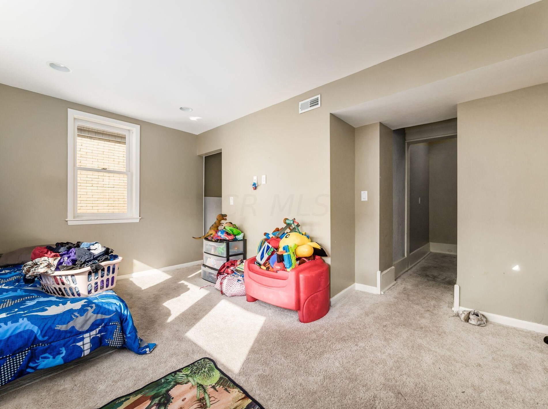 1063 Bryden Rd, Columbus OH 43205-1930 exterior