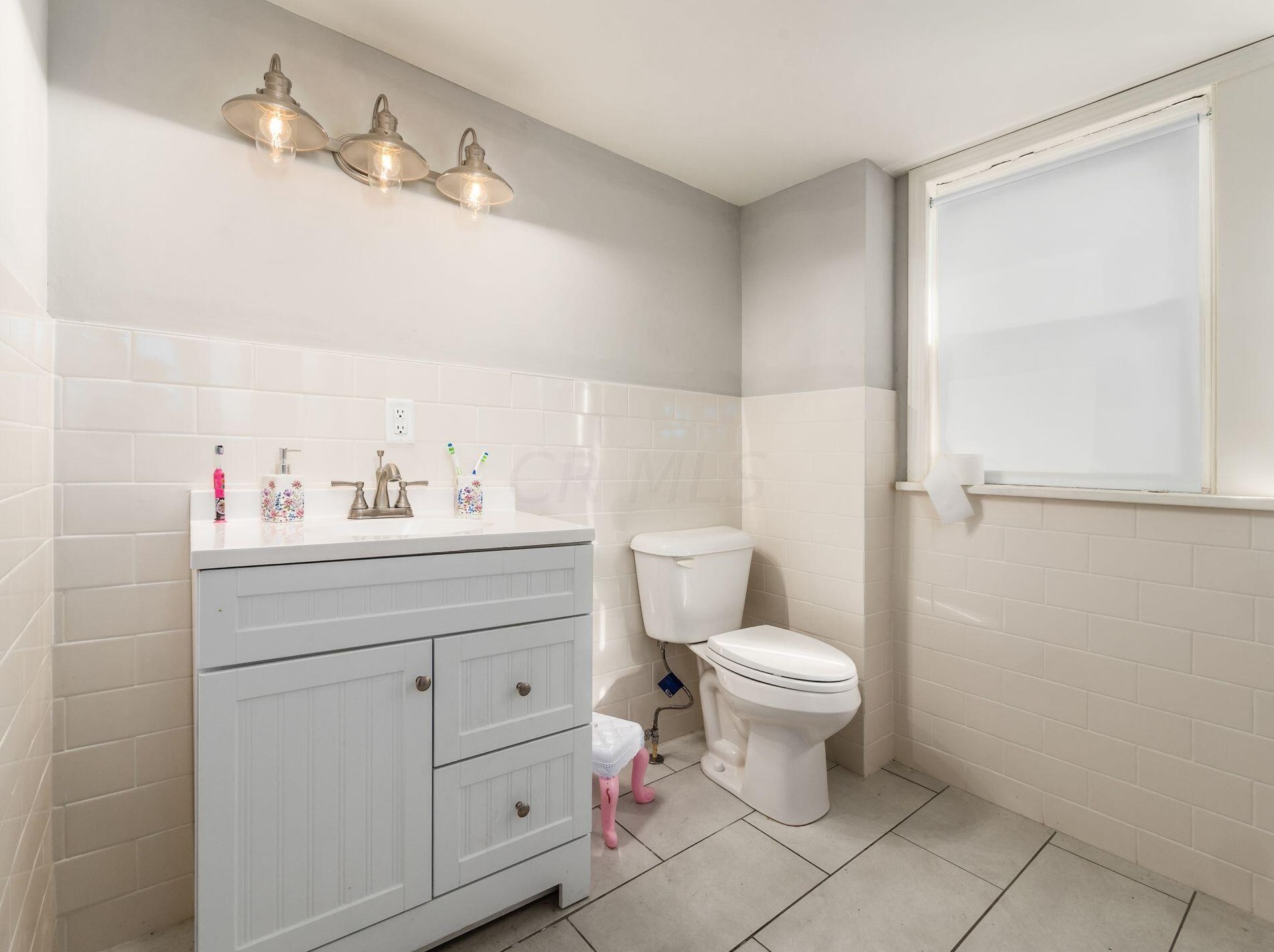 1063 Bryden Rd, Columbus OH 43205-1930 exterior