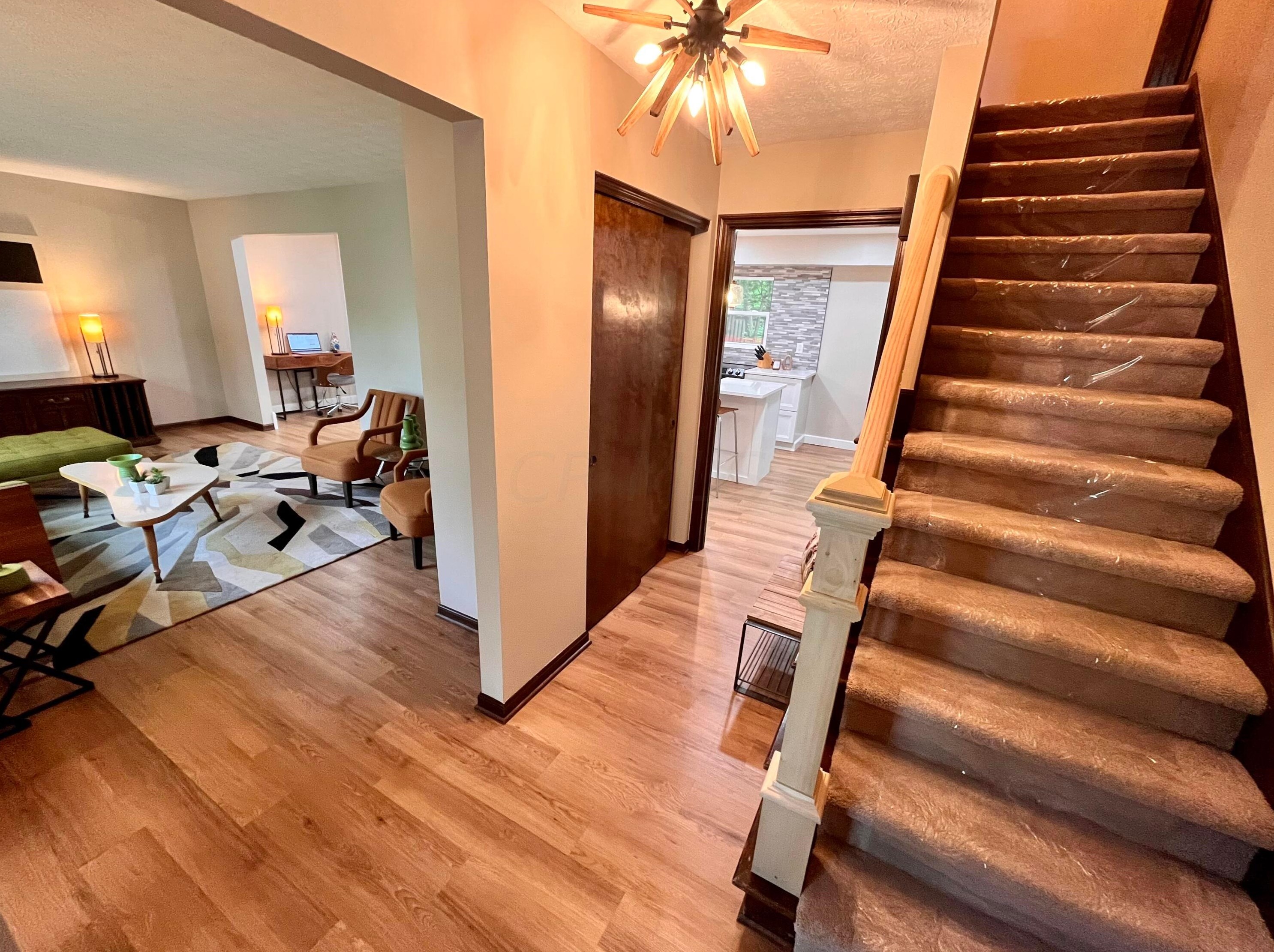 1005 Autumn Lake Ct, Westerville OH  43081-3110 exterior