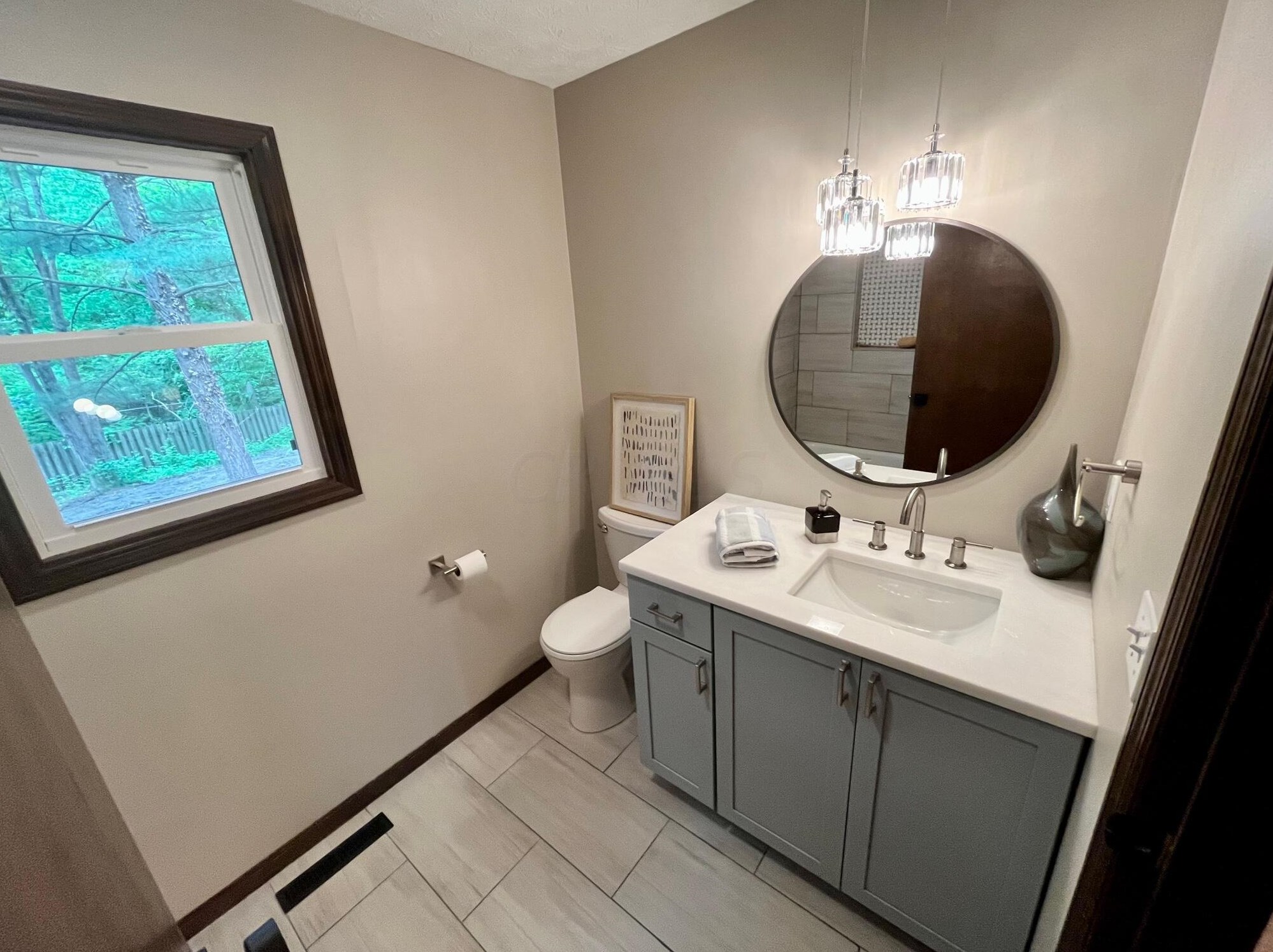 1005 Autumn Lake Ct, Westerville OH  43081-3110 exterior