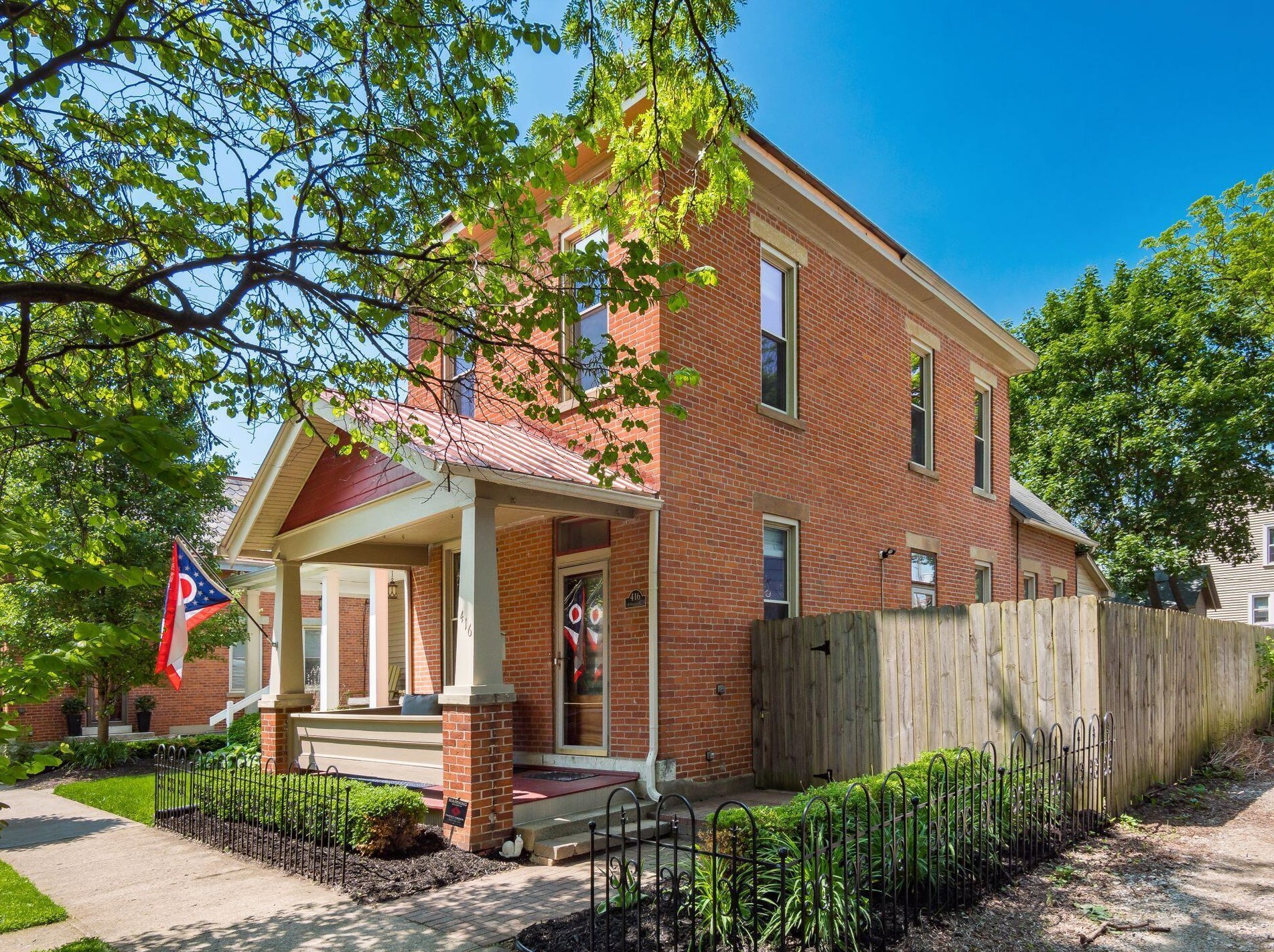 416 Stewart Ave, Columbus OH  43206-2730 exterior