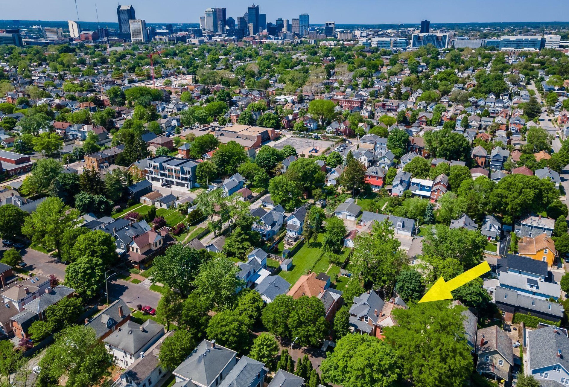 416 Stewart Ave, Columbus OH  43206-2730 exterior