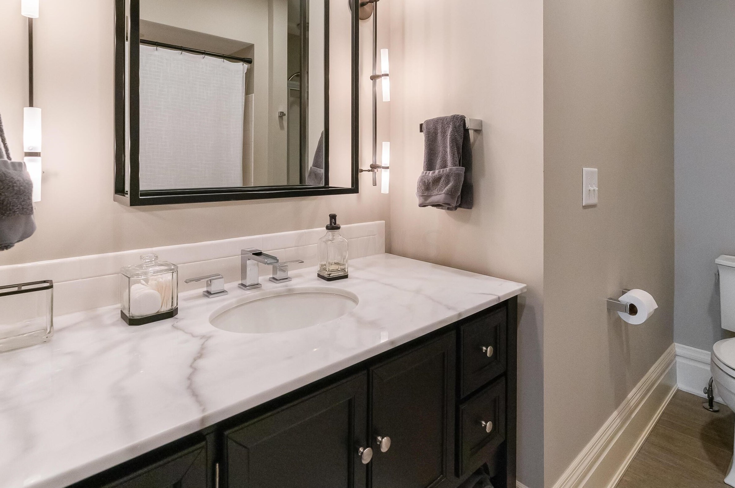 714 City Park Ave, Columbus OH 43206-1008 exterior