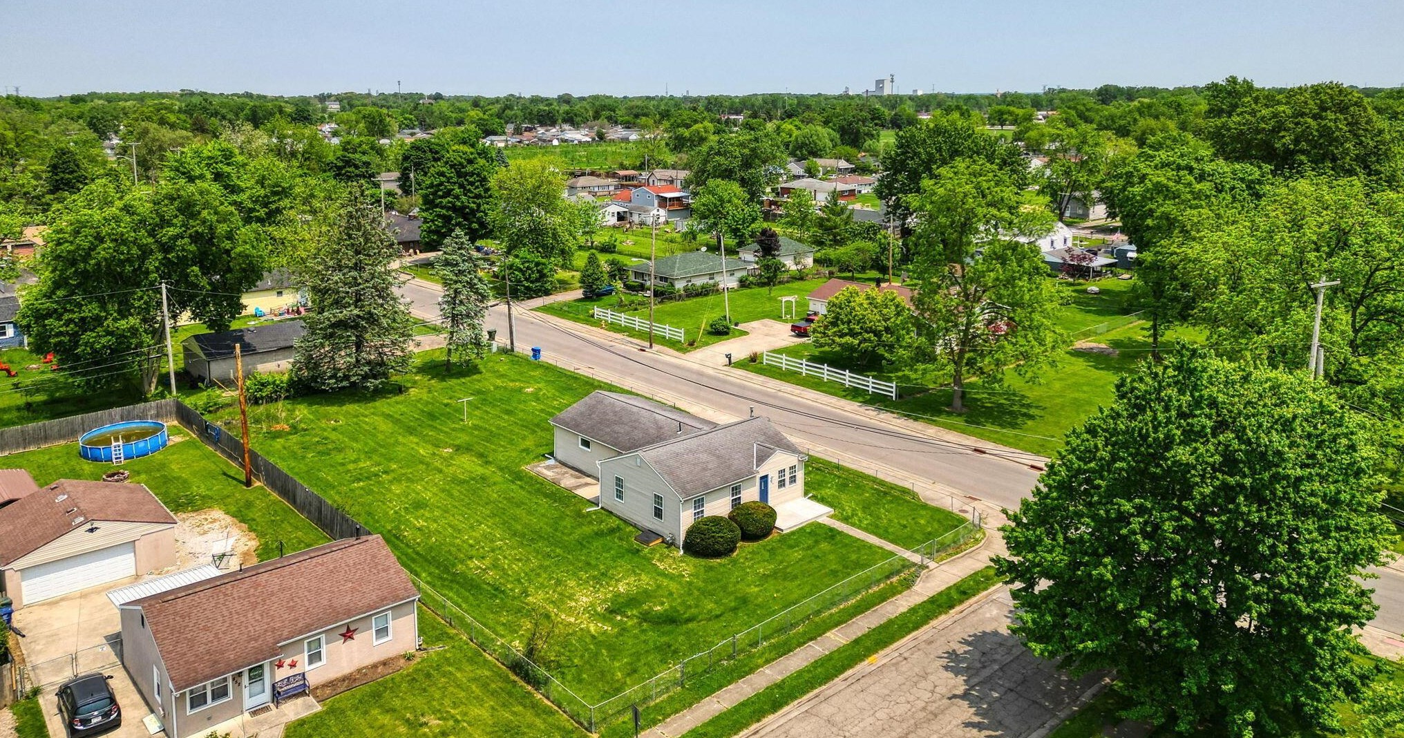 860 Colton Rd, Columbus OH 43207-3838 exterior